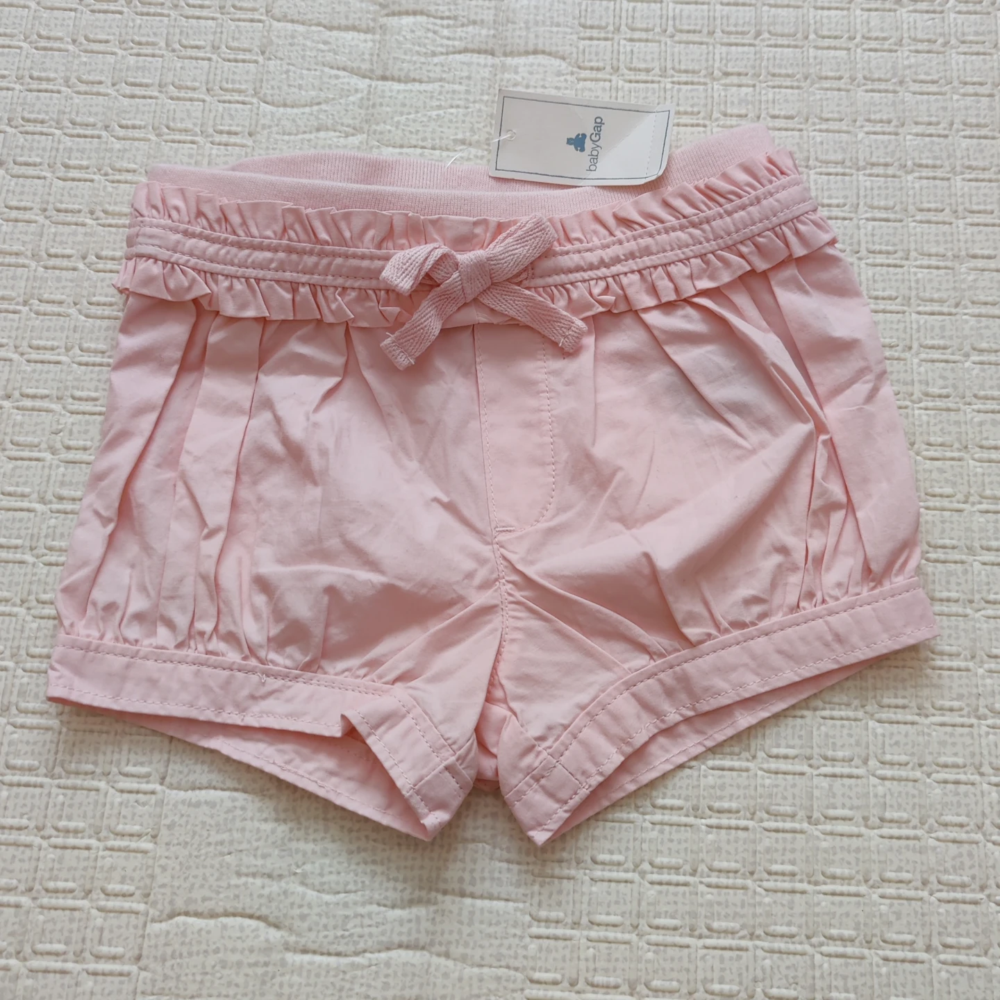 New Baby Gap Ruffle-trim bubble shorts - 6-12 Months - photo 2