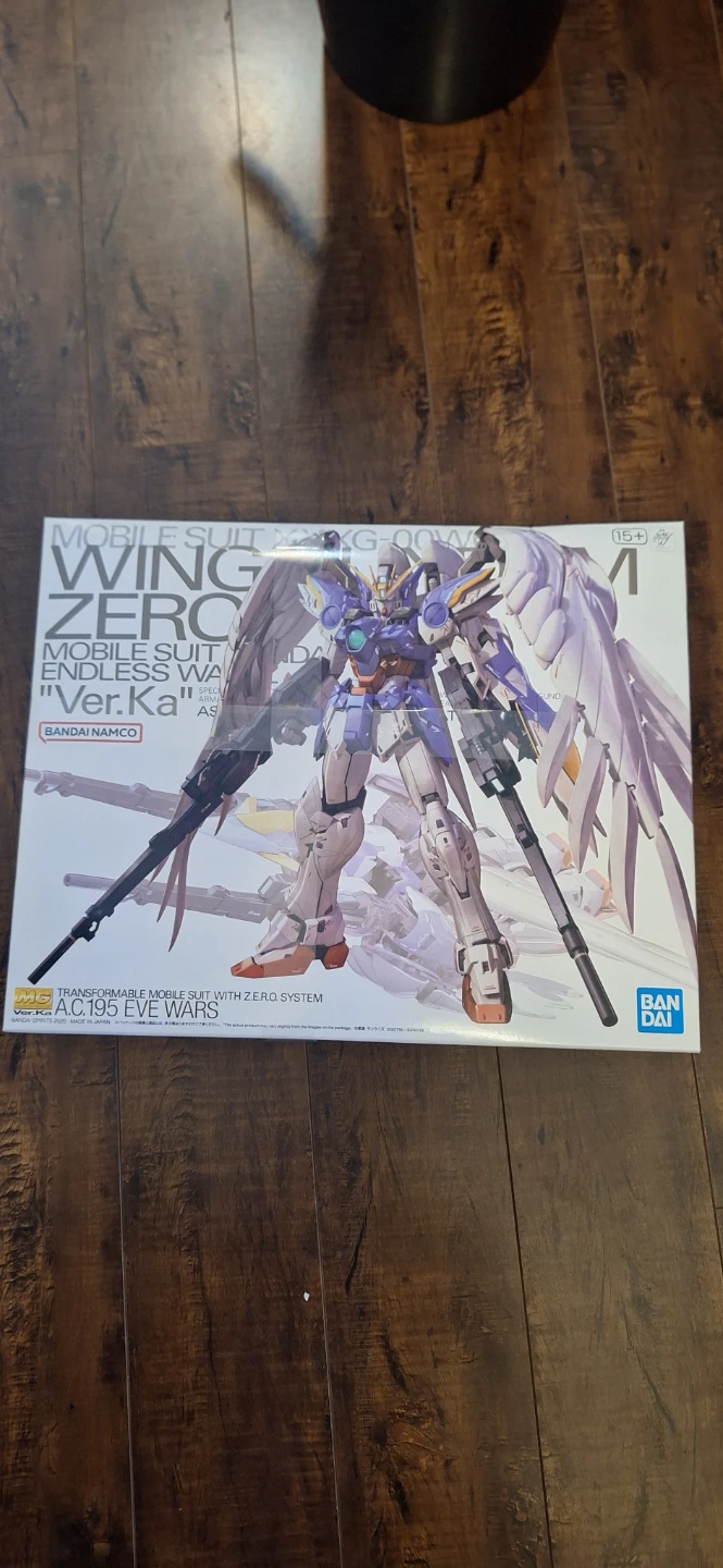 Bandai HG Mobile Suit Wing Gundam Zero Ver.Ka Model Kit