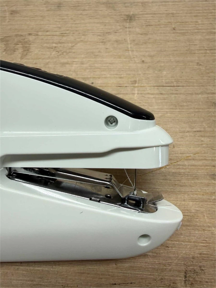 Antomin Mini Portable Sewing Machine - photo 3