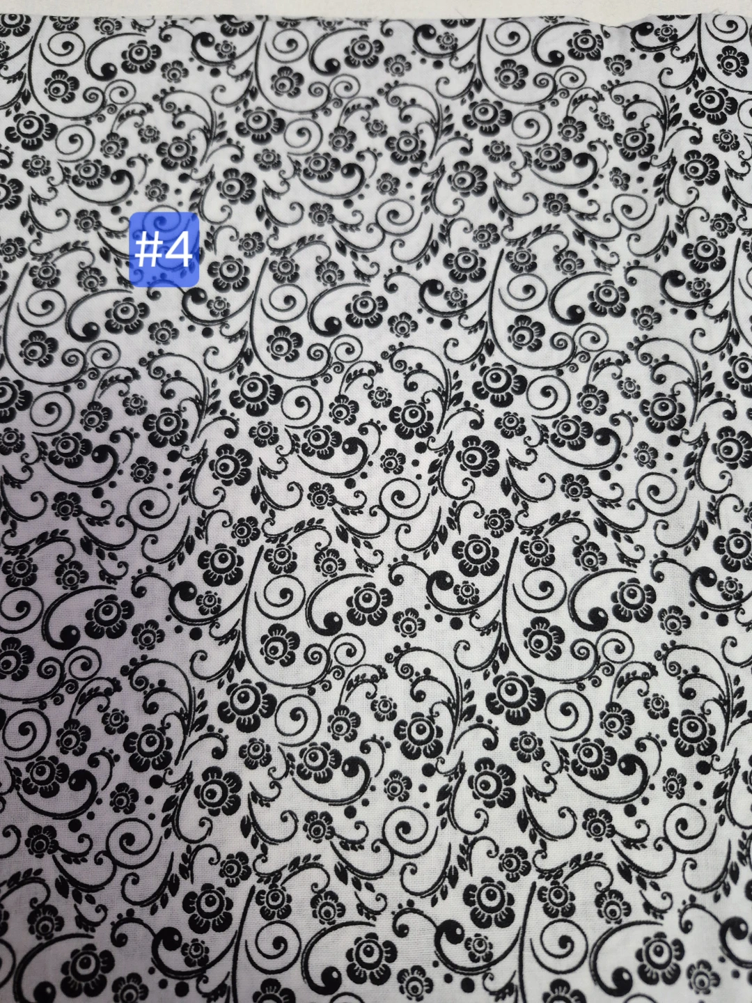 Various prints of cotton fabric, 1 meter each, price per piece - photo 4