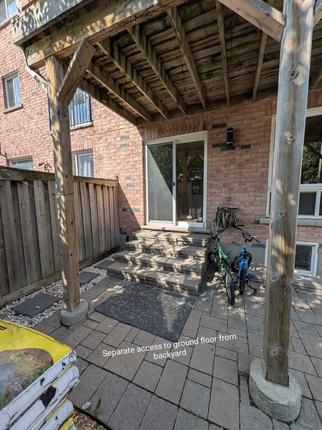 Bright 1 BR two level unit for rent - photo 3