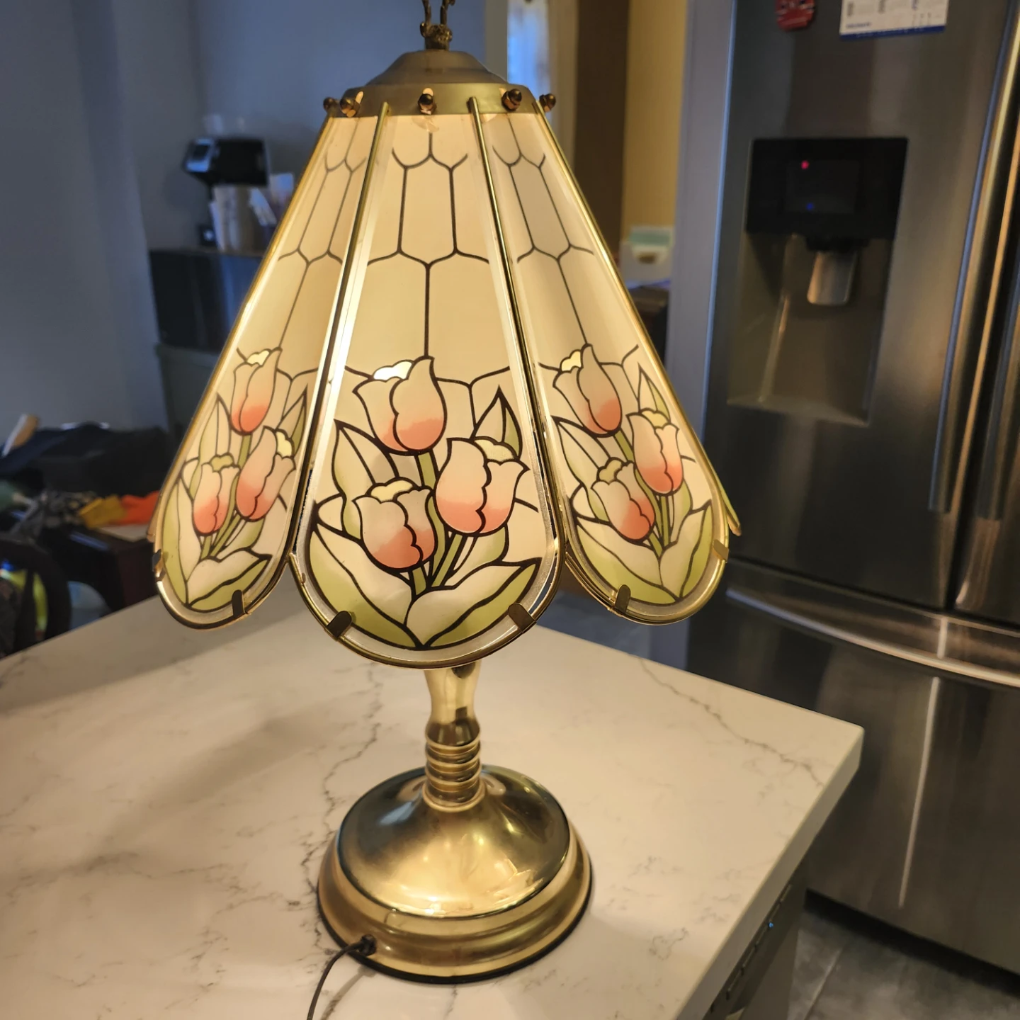 Vintage Tiffany Style Stained Glass Tulip Accent Lamp