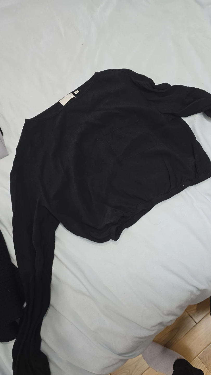 Aritzia Bundle clothing szs xxs-s - photo 2