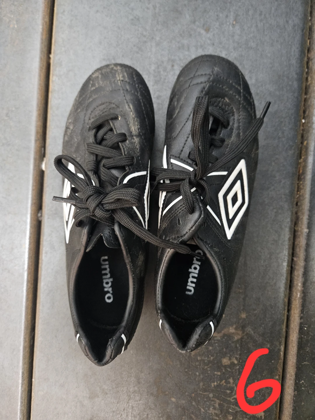 Umbro Soccer Cleats Size TBD - photo 3