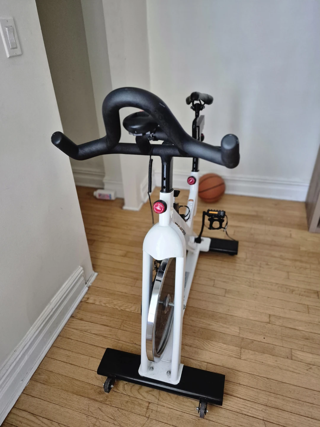 ProForm 405 SPX Spin Bike - photo 3
