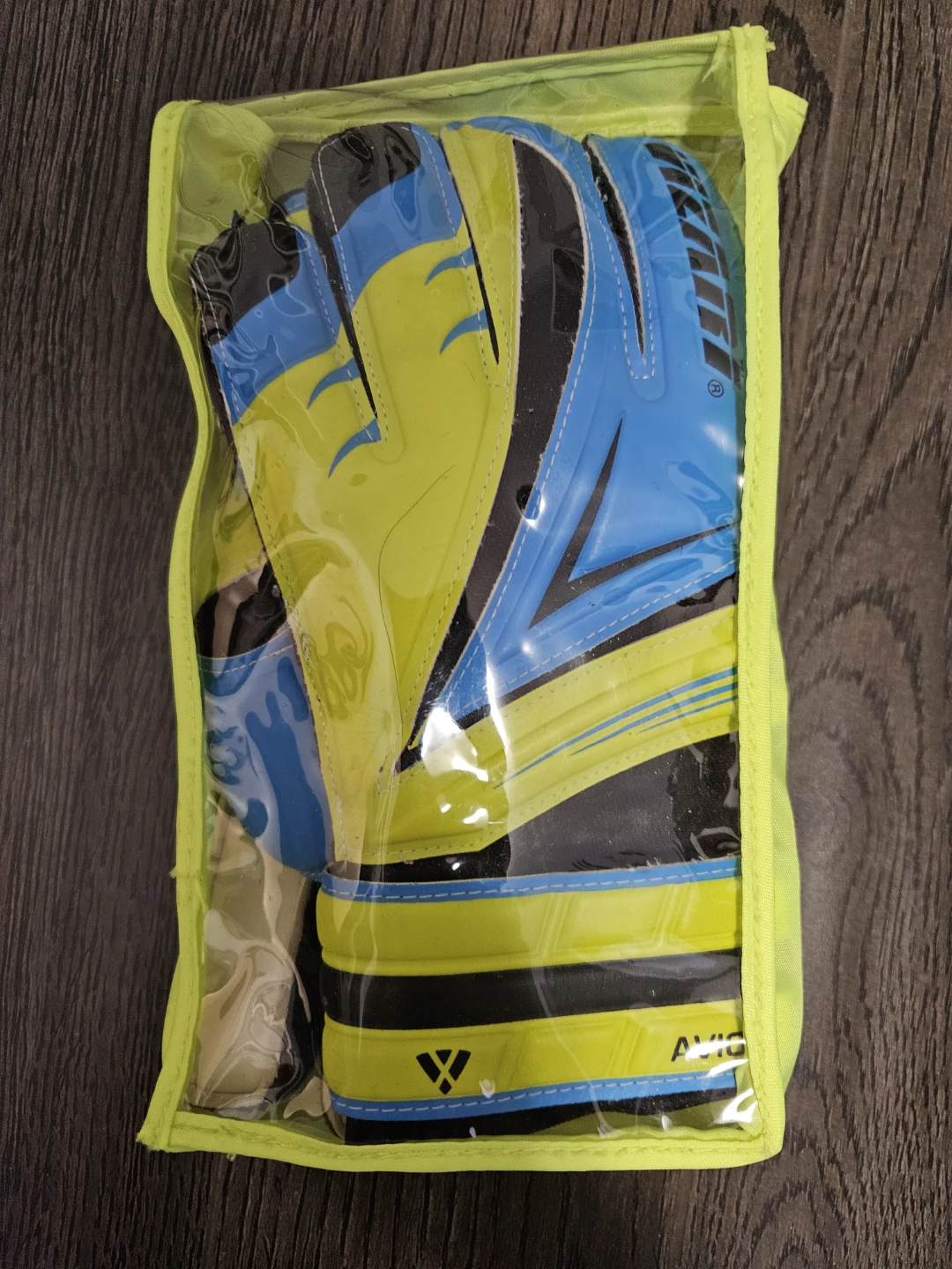 VIZARI Soccer Goalie Gloves with Bag