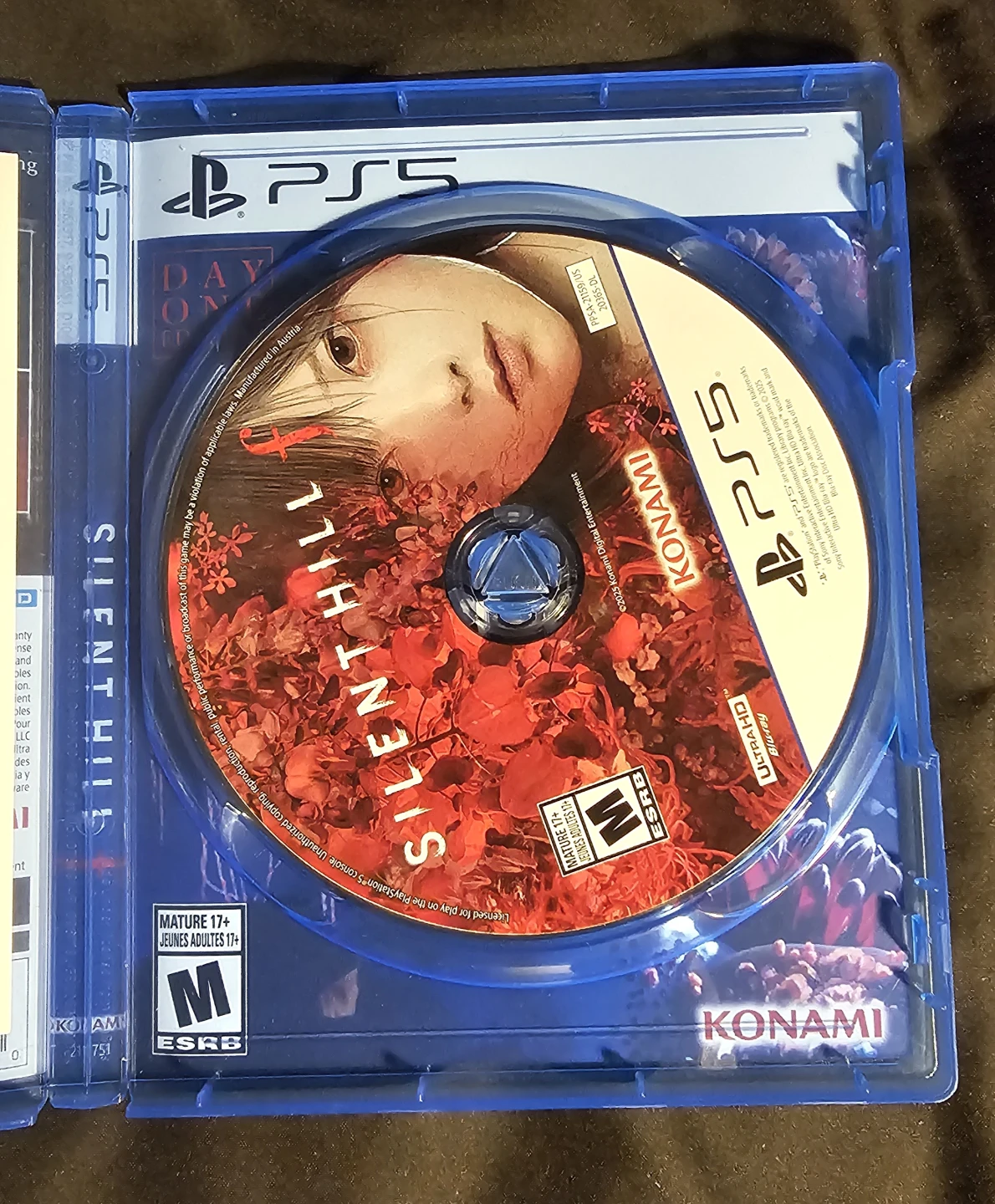 Silent Hill F PS5 - photo 2