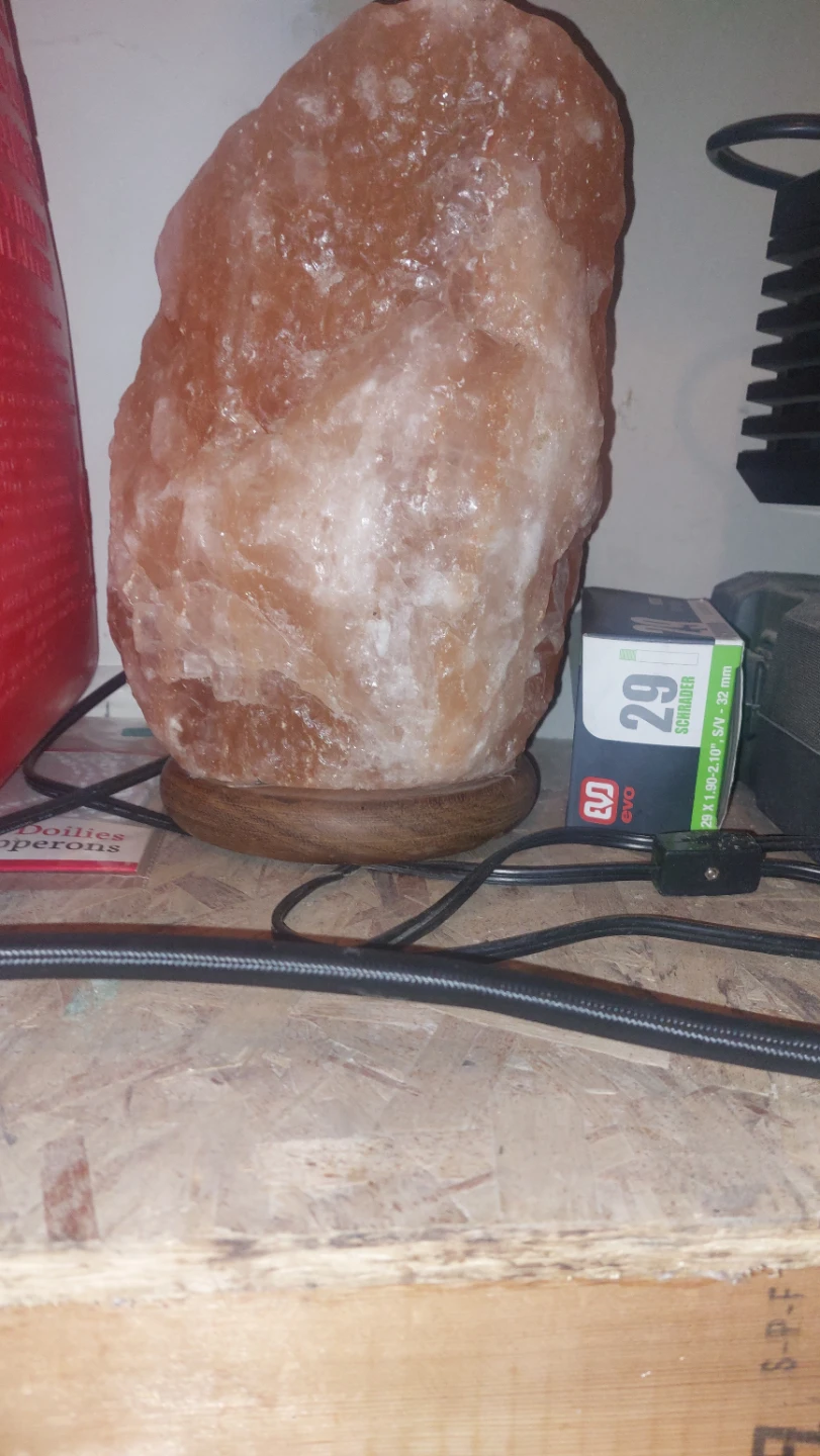 Himalayan salt lamp