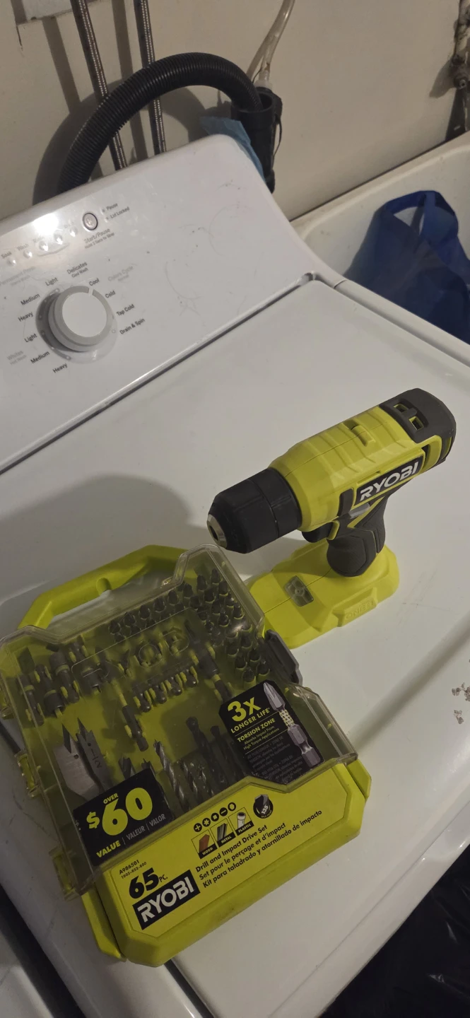 Drill and bit set - photo 2
