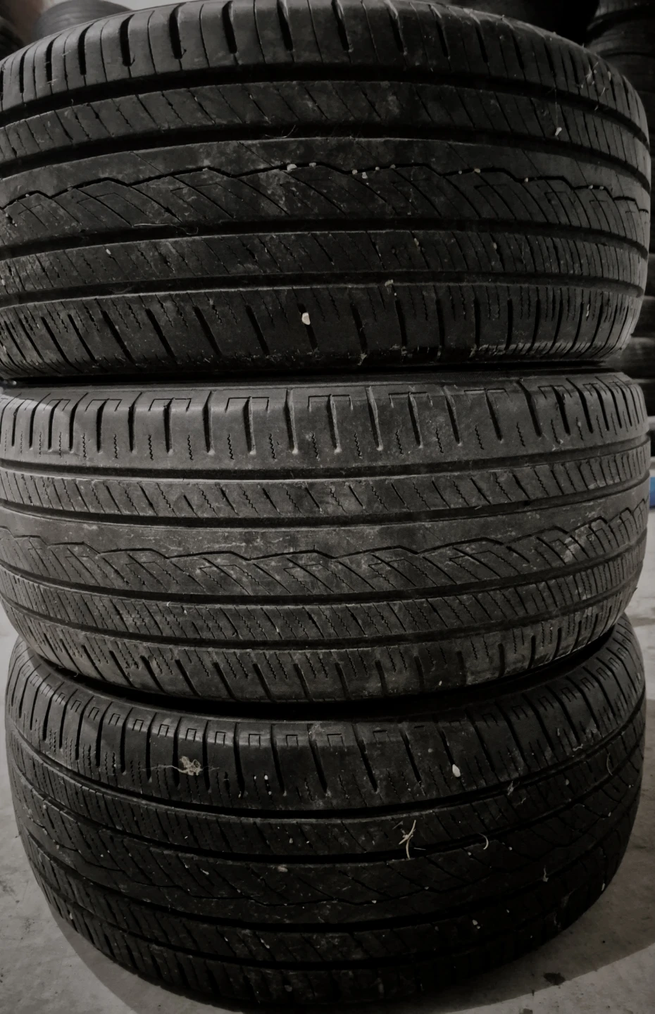 Very Good Pair of 2 Yokohama Tires Size 215 55 R16 M+S *DEAL* - photo 2