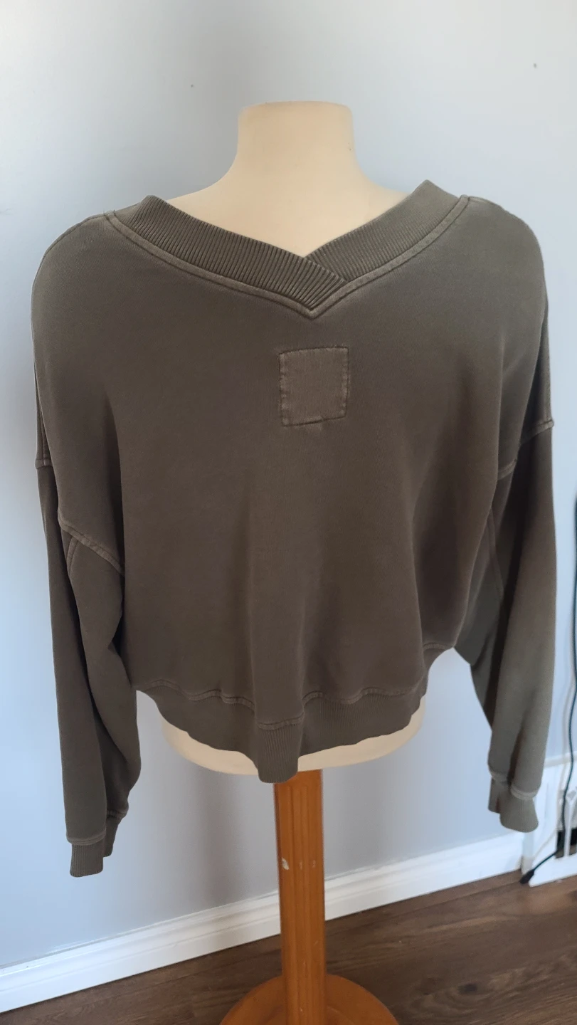 Aerie House Party V-Neck Sweater - Small 🏆 - photo 2
