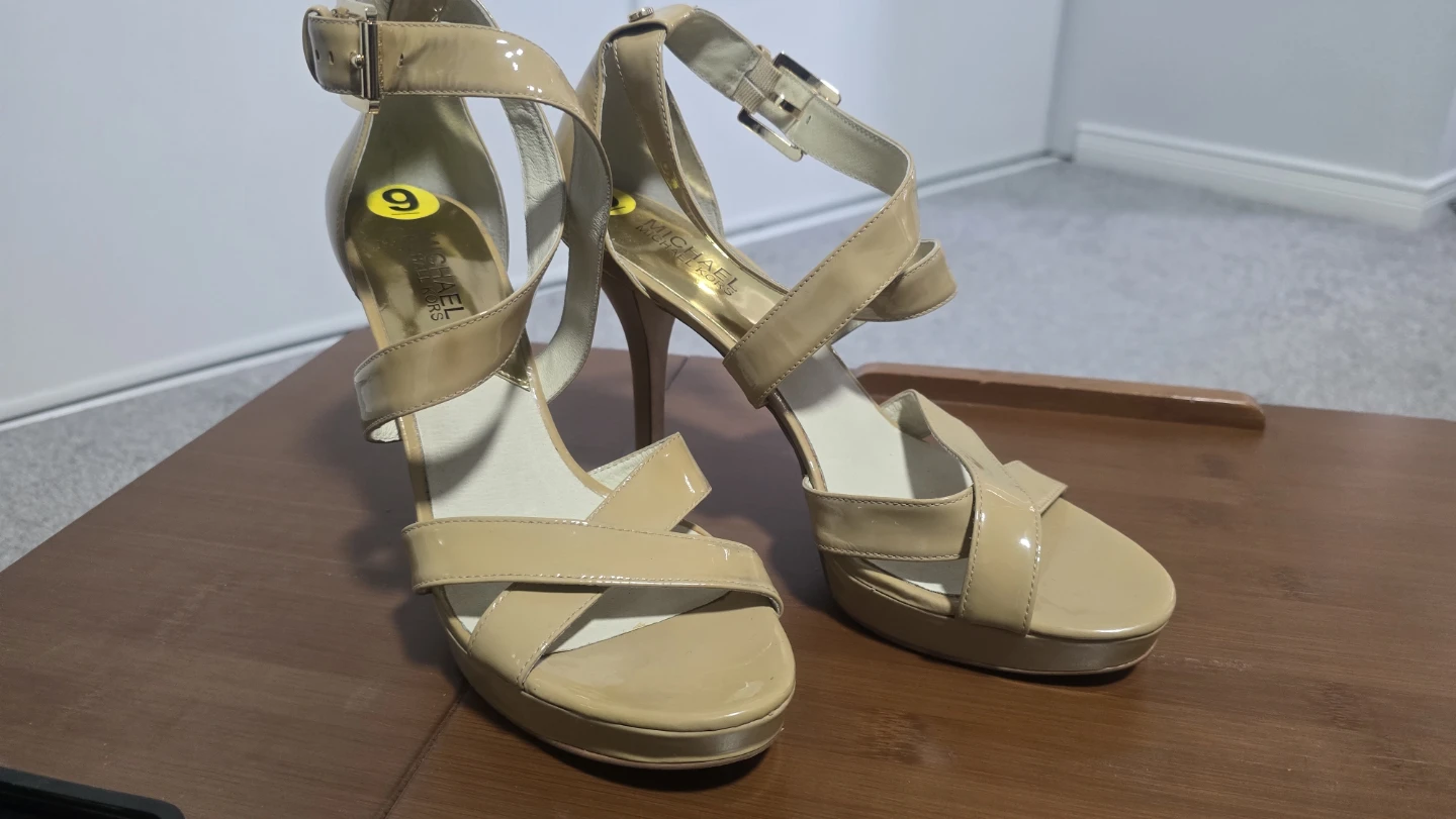 Michael Kors Patent Leather Platform Heels Size 9