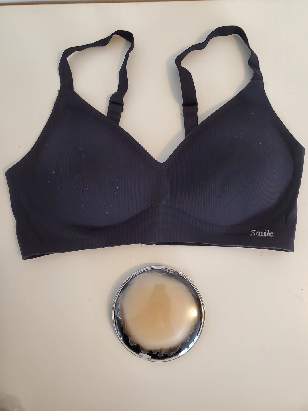 Wireless Seamless Bra for Women w/ 2 Nipple Covers...Black
