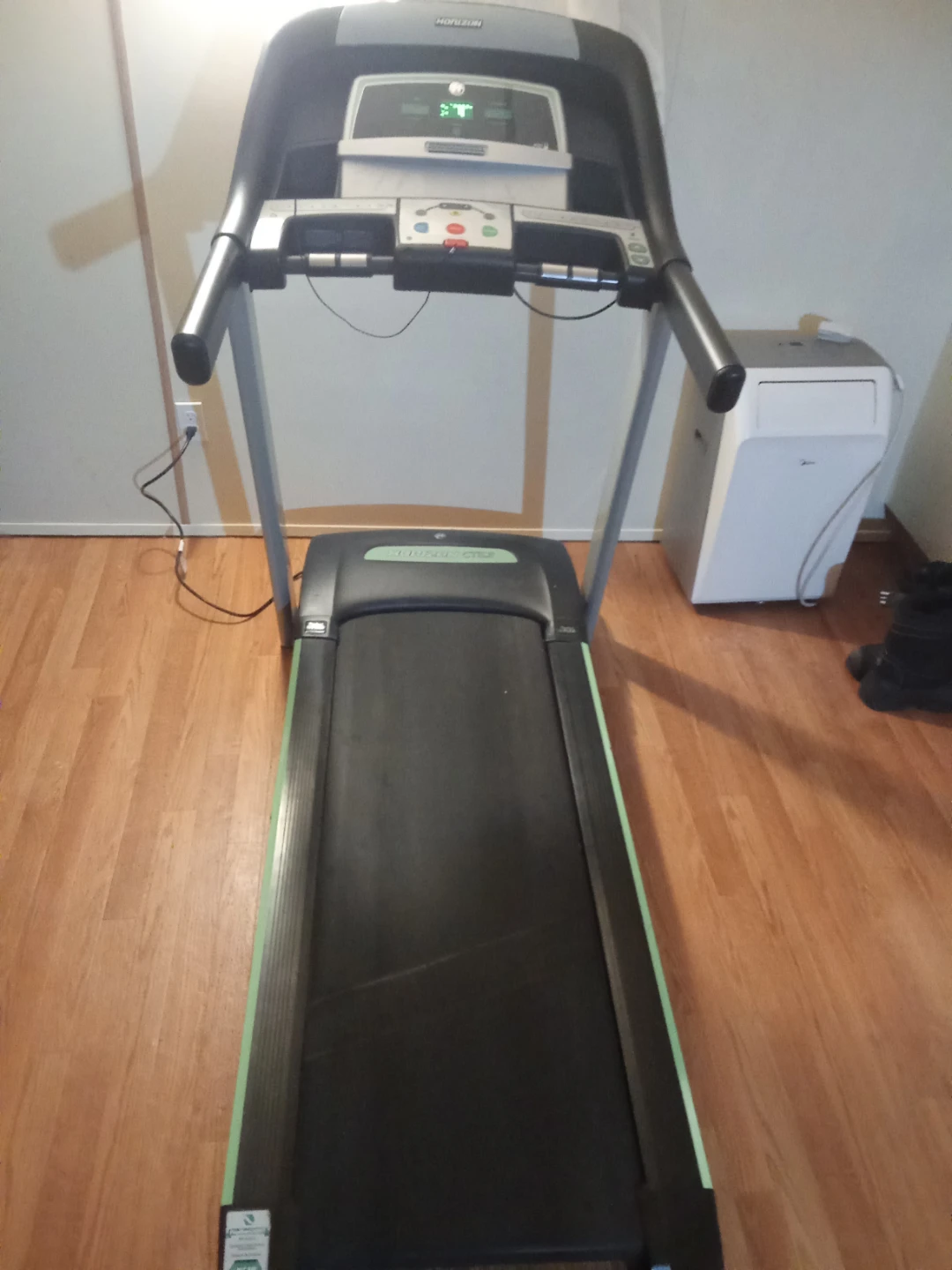 Horizon CT5.3 Treadmill - photo 2