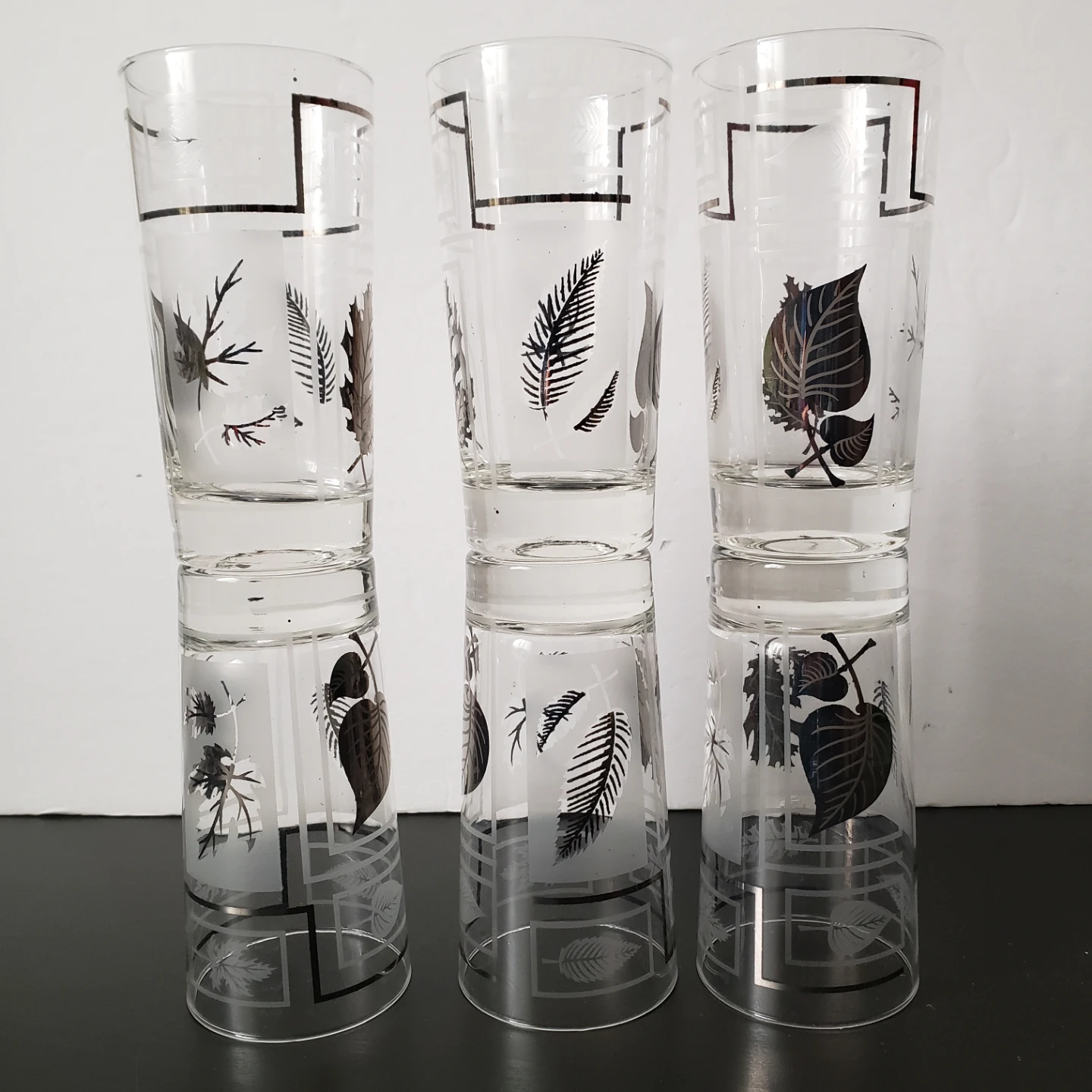 Silver foil leaf design glasses - photo 2