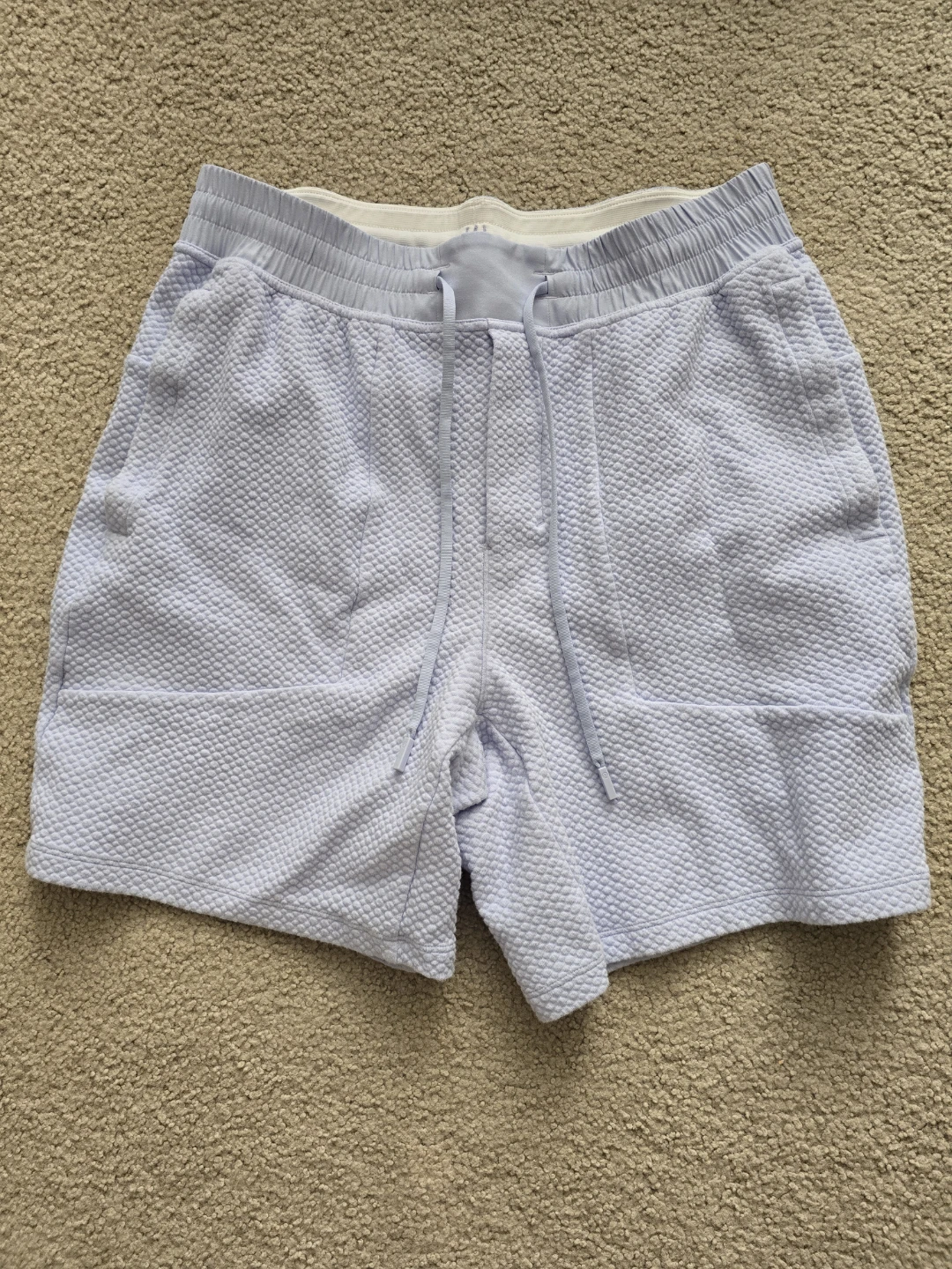 Lululemon At Ease Shorts, Size Large 7"