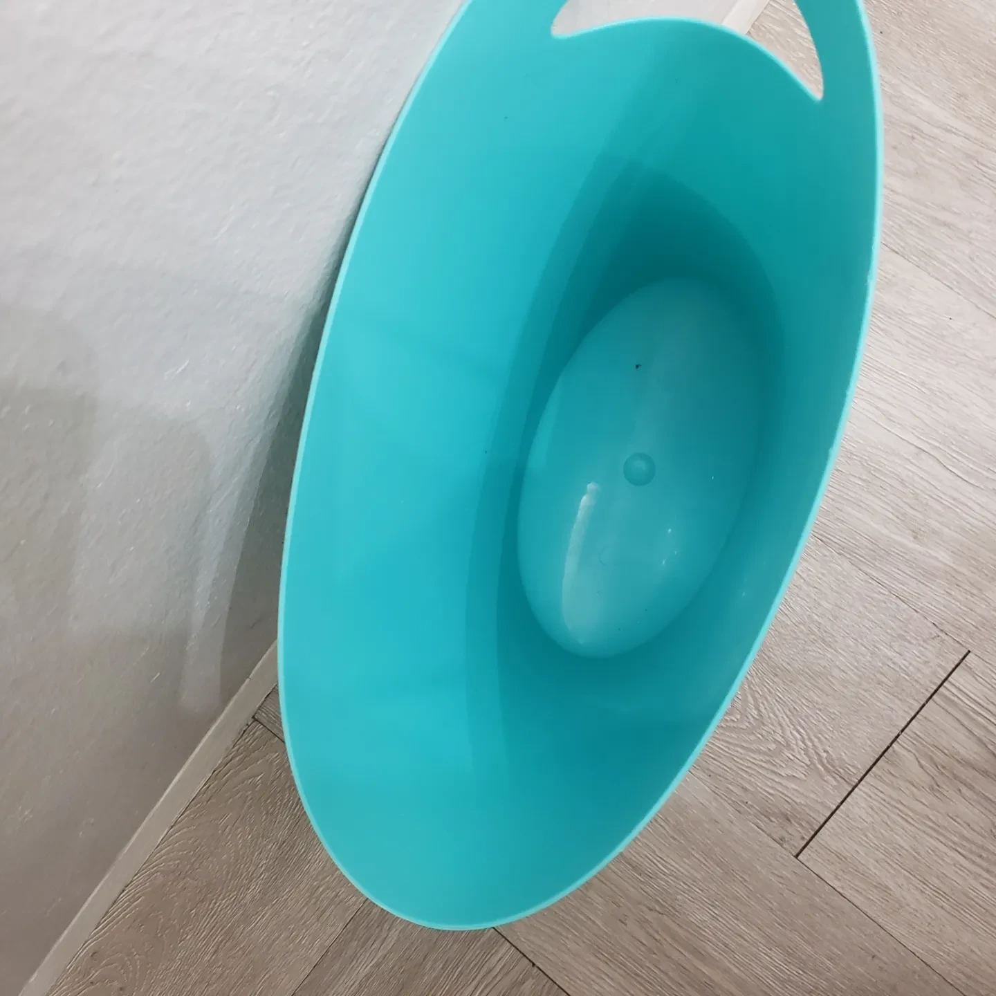 Teal Plastic Oval Basket - photo 3
