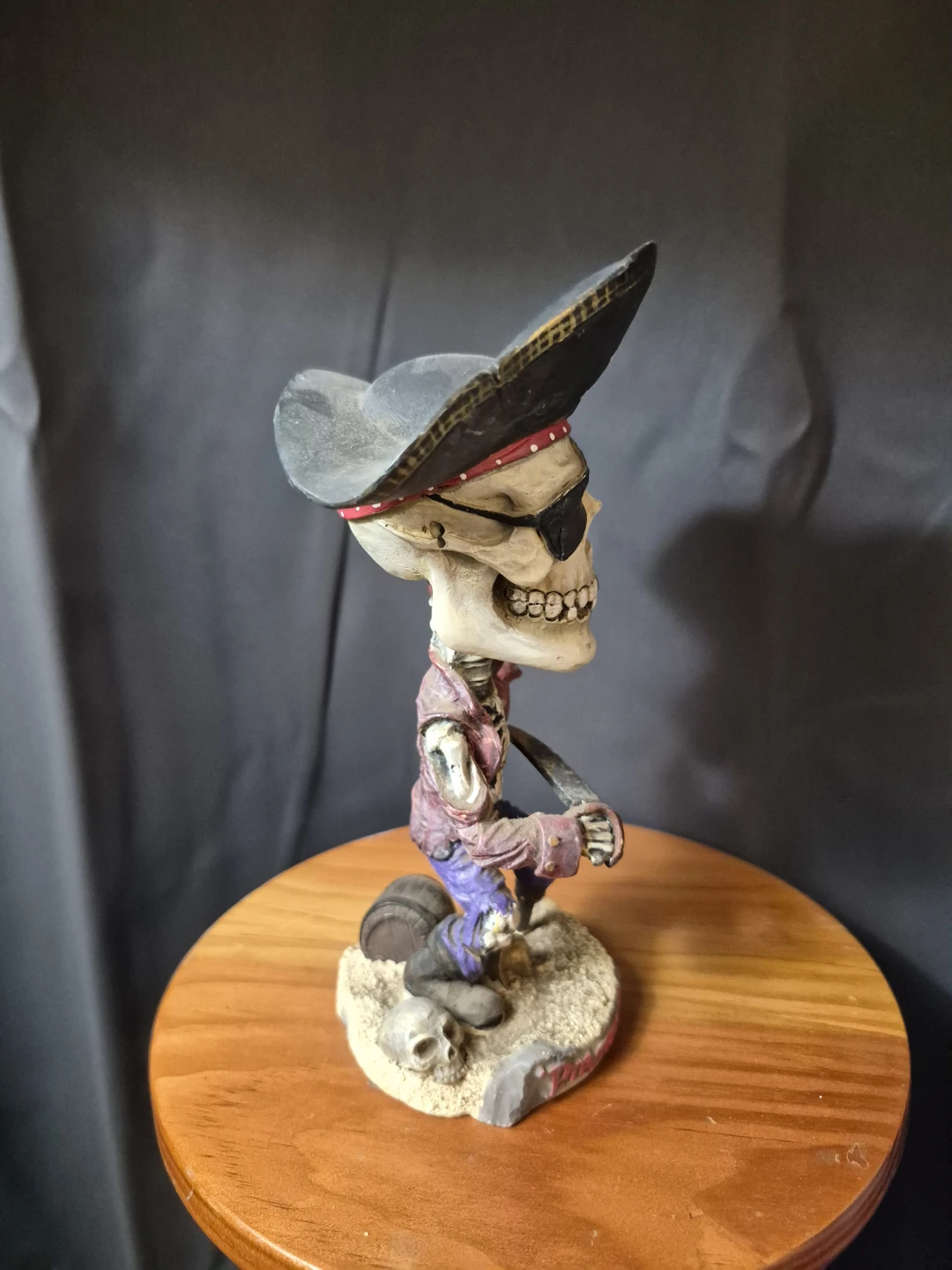 Pirate Skeleton bobble head Figurine with Barrel - photo 2
