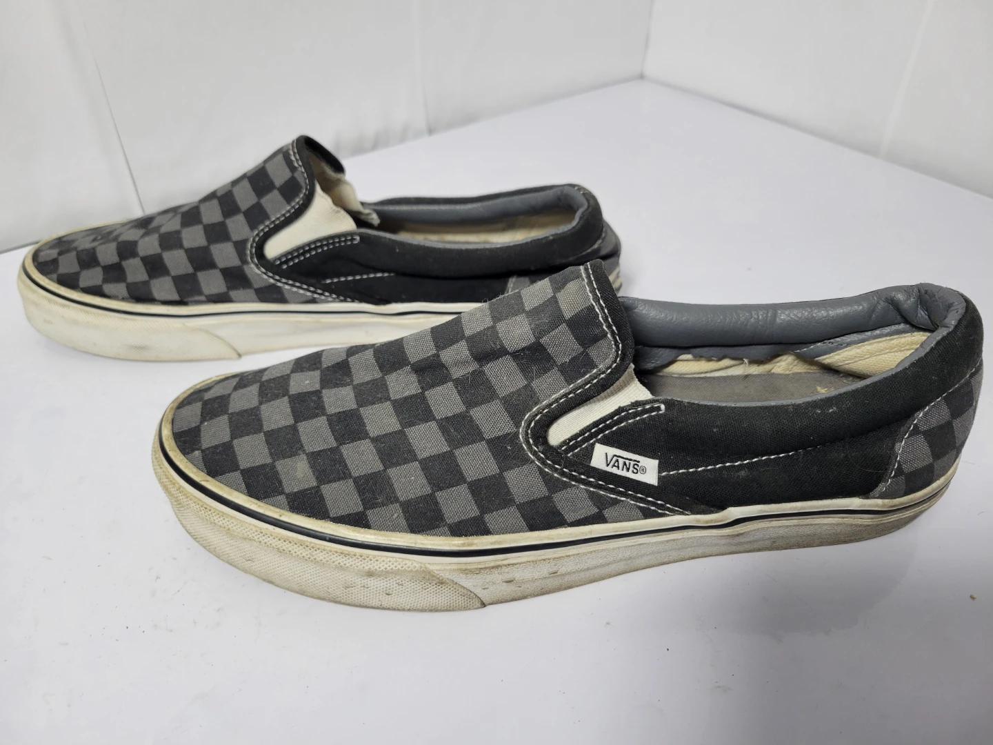 Vans Checkerboard Slip-On Shoes, size 9-men, 10.5-women (55) - photo 3