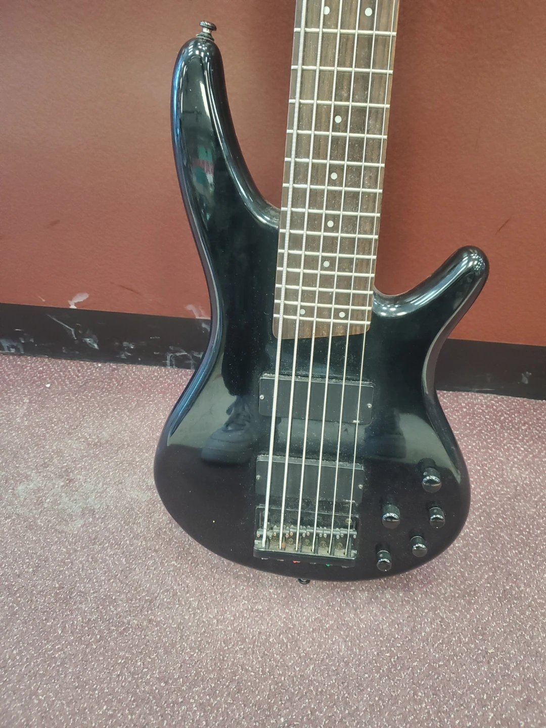 Ibanez Soundgear 5-String Bass Guitar - photo 3