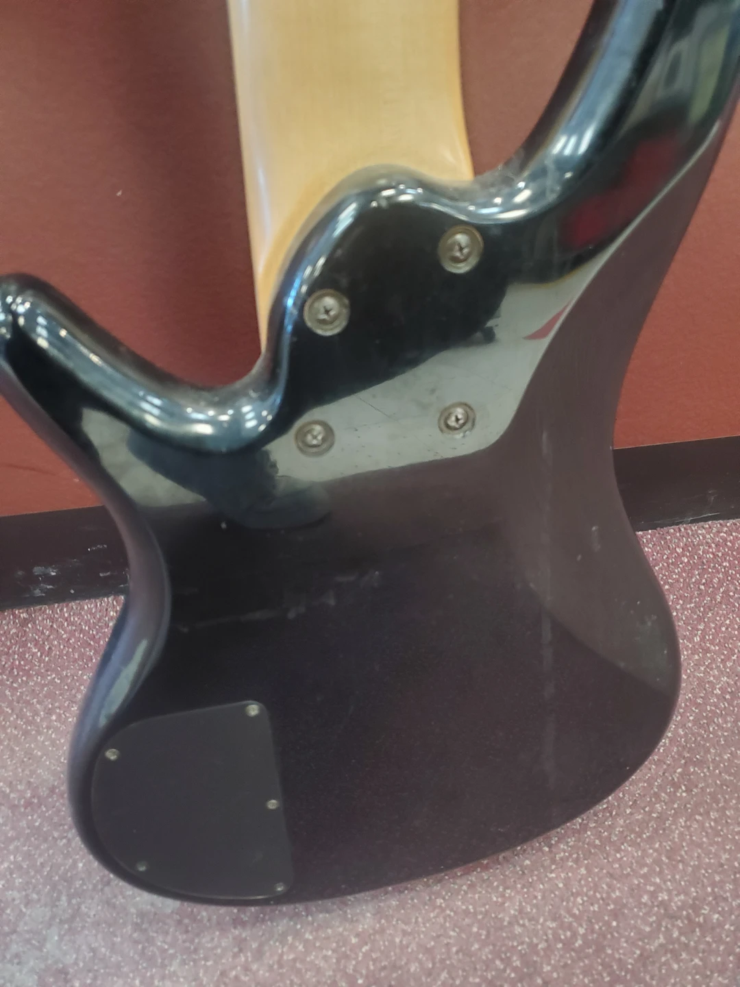 Ibanez Soundgear 5-String Bass Guitar - photo 4