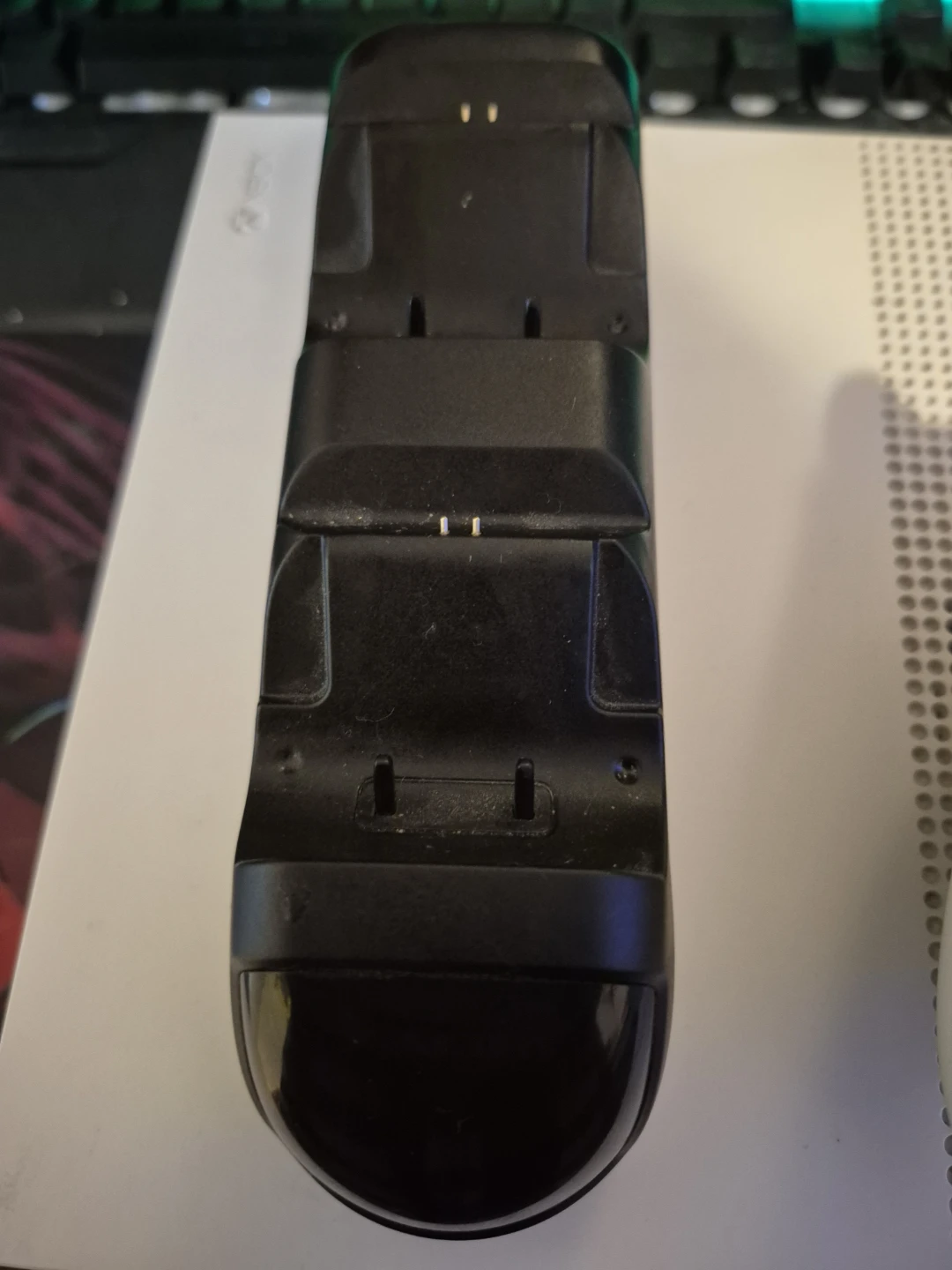 Xbox One S Console and Controller with Charging Dock - photo 4