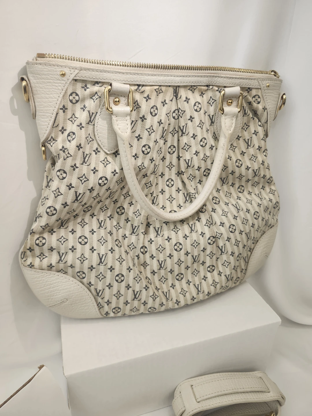 Authentuc Louis Vuitton Monogram Canvas Shoulder Bag with Strap - photo 3