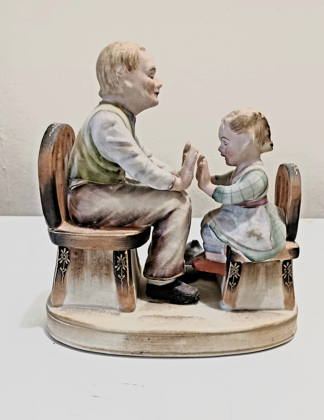 Vtg Stafford China Patty Cake Figurine - photo 2