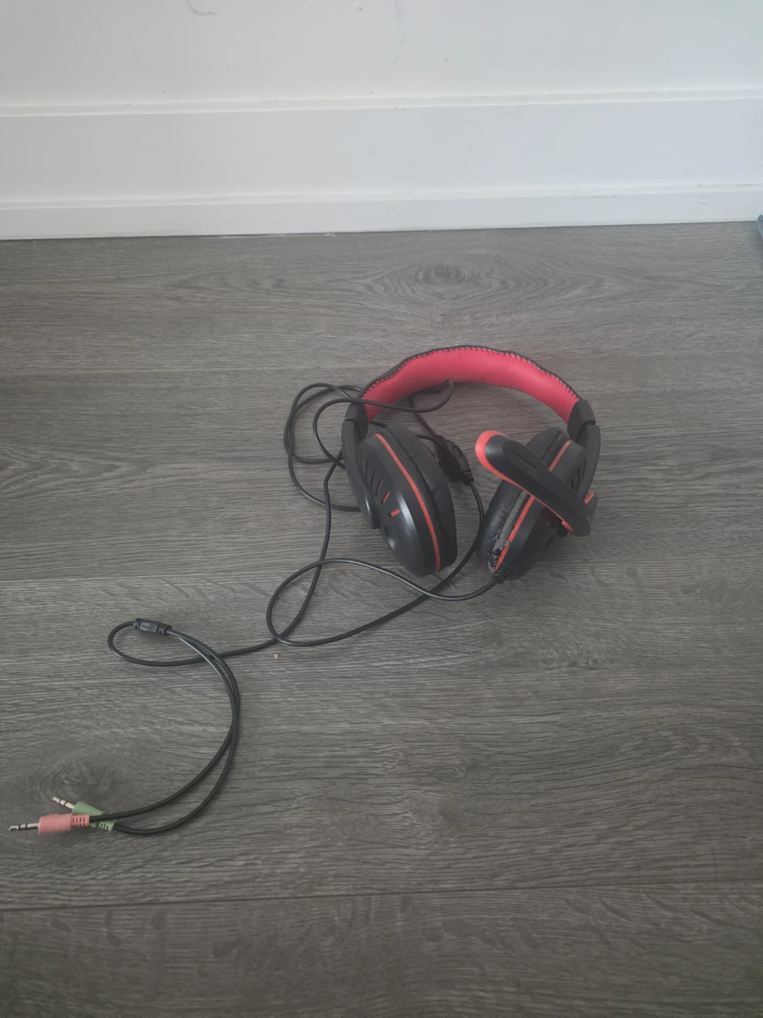 Gaming Headset with Microphone - photo 2