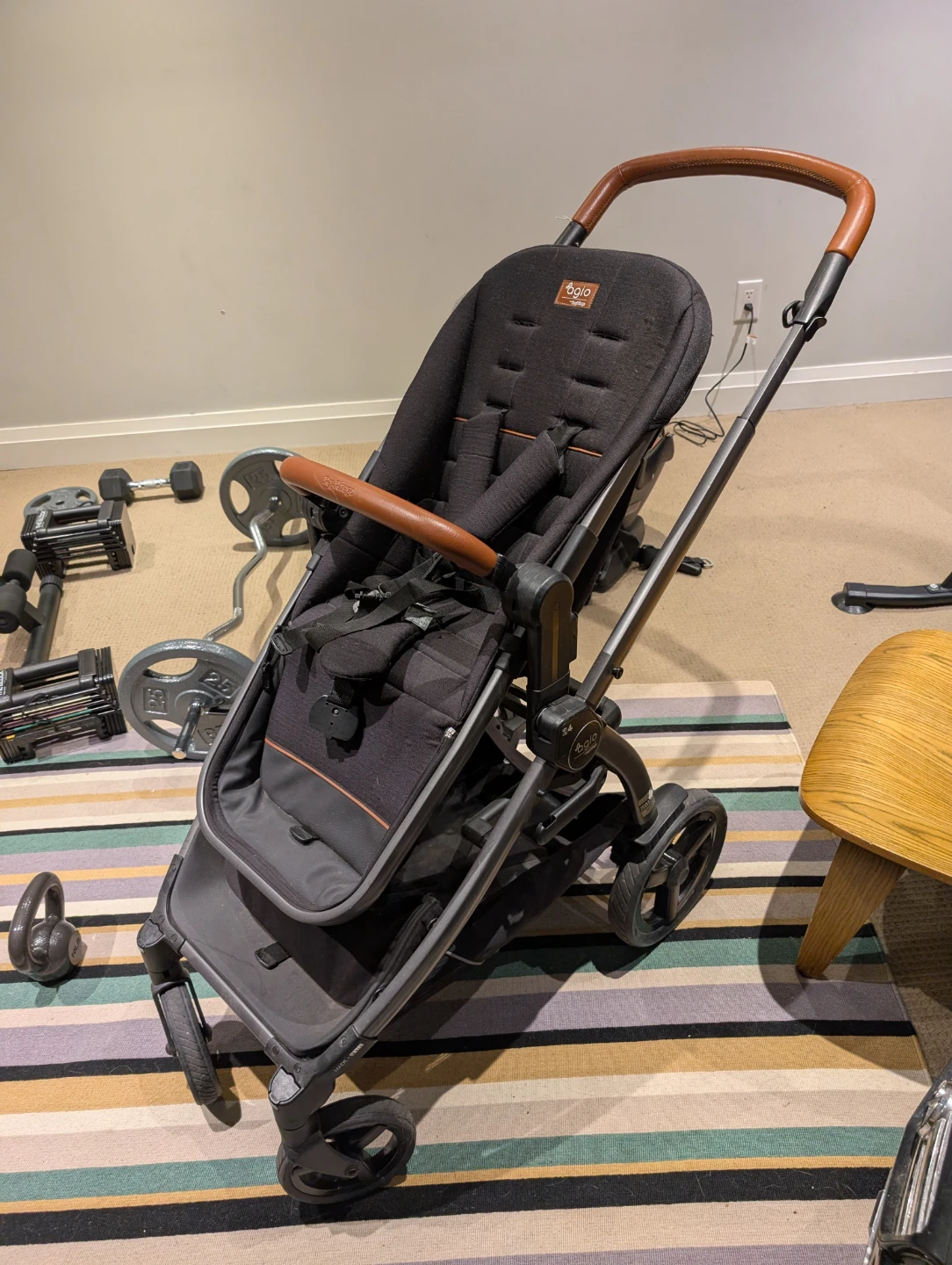 Peg Perrigo prem Italian folding high end convertible stroller.
