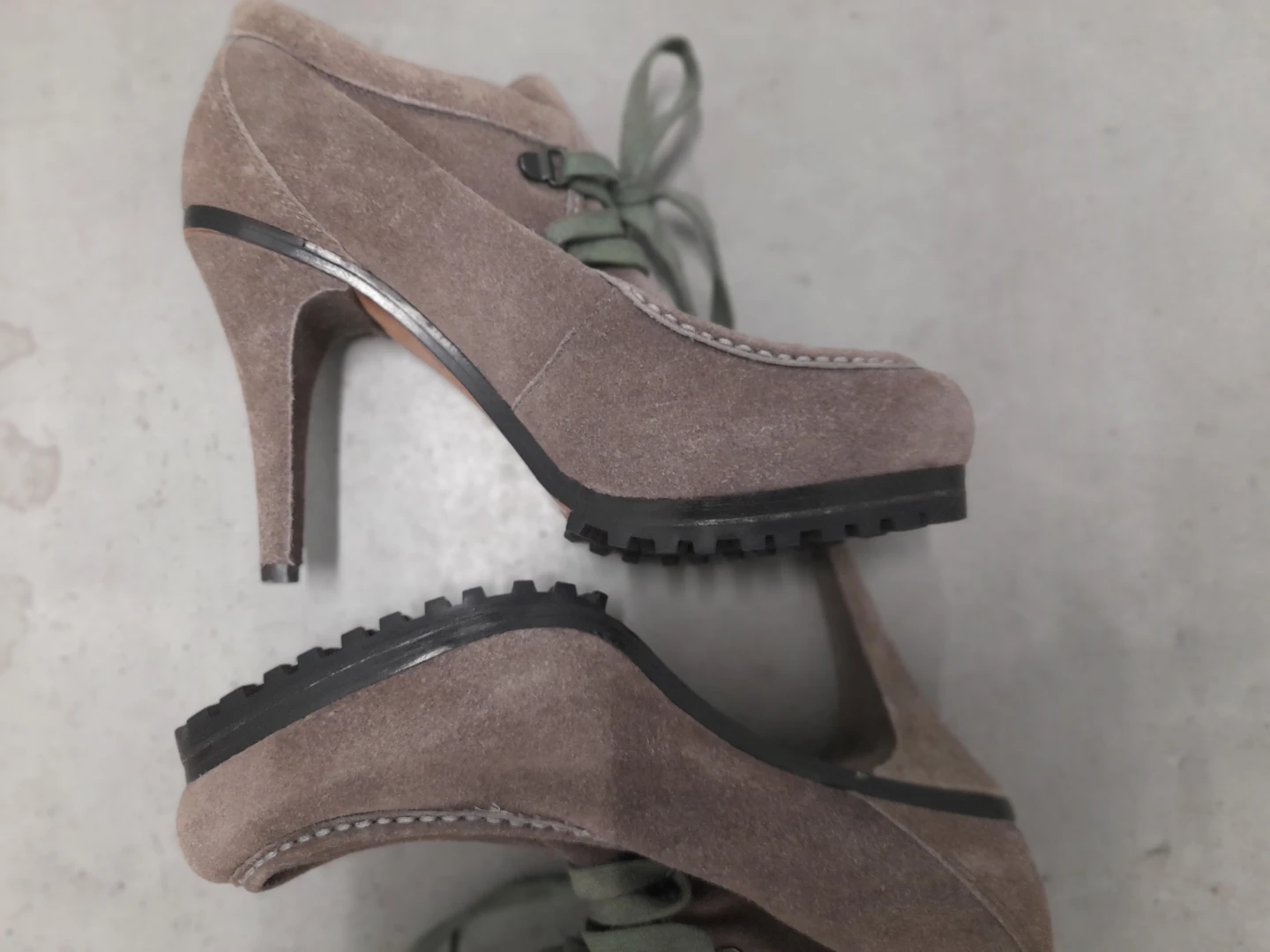 Women's Suede Lace-Up Heeled Ankle Boots - sz 8.5-10