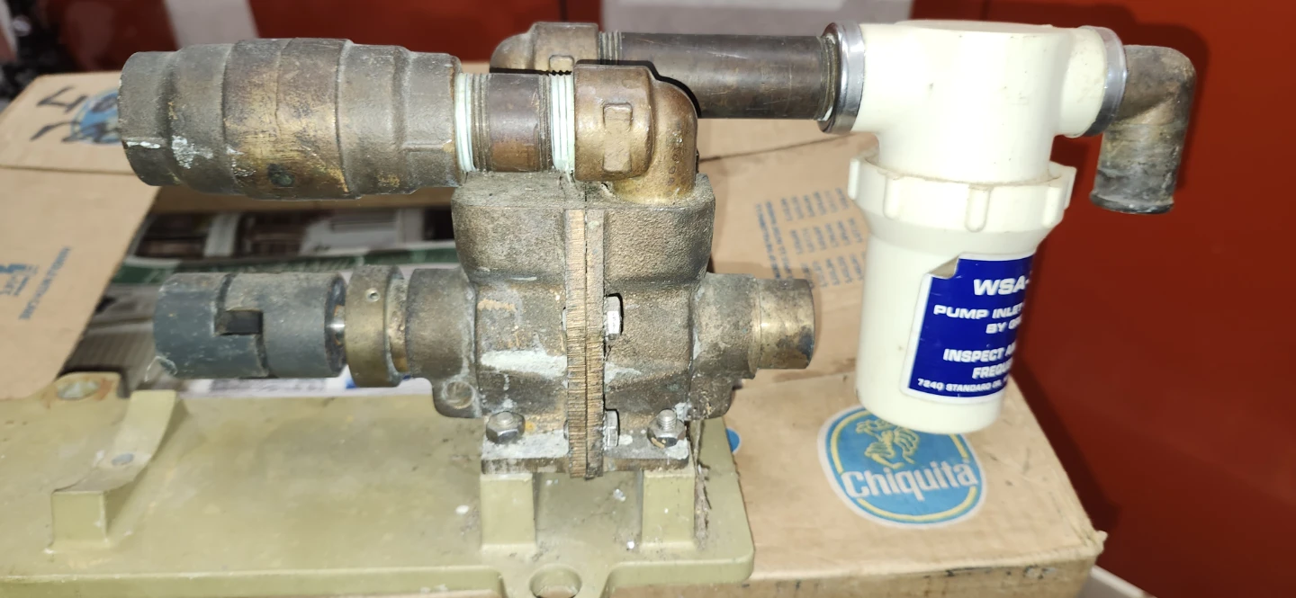 Johnson Pump, Par Pump 16 Water Pumps (Lot of 5)