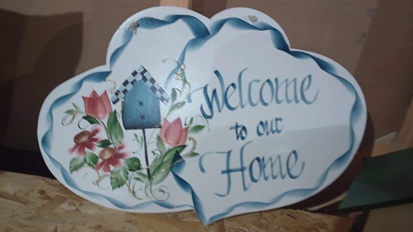 Welcome to Our Home Sign and Birdhouse Decor - photo 3