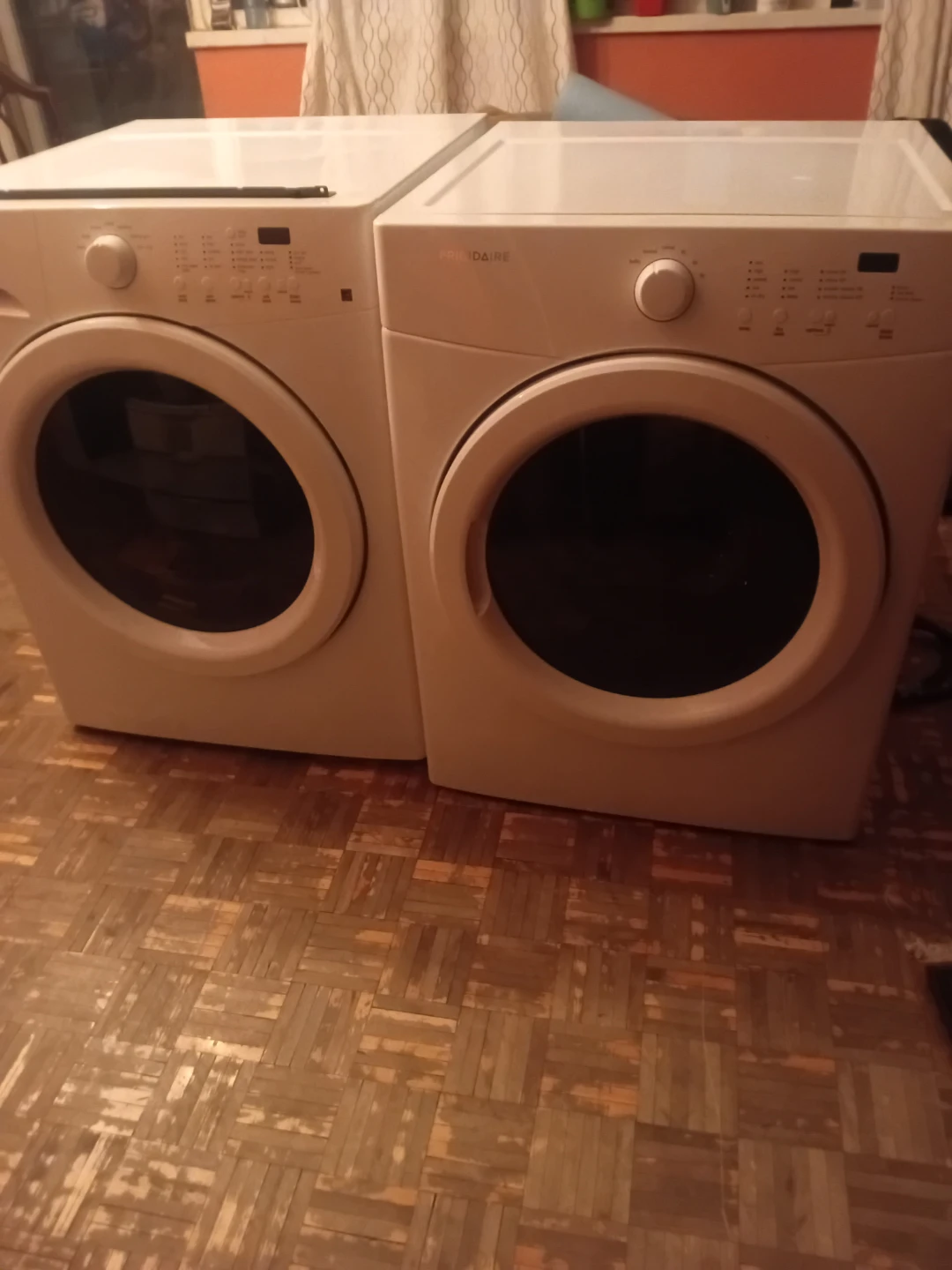 Frigidaire Washer and Dryer Set