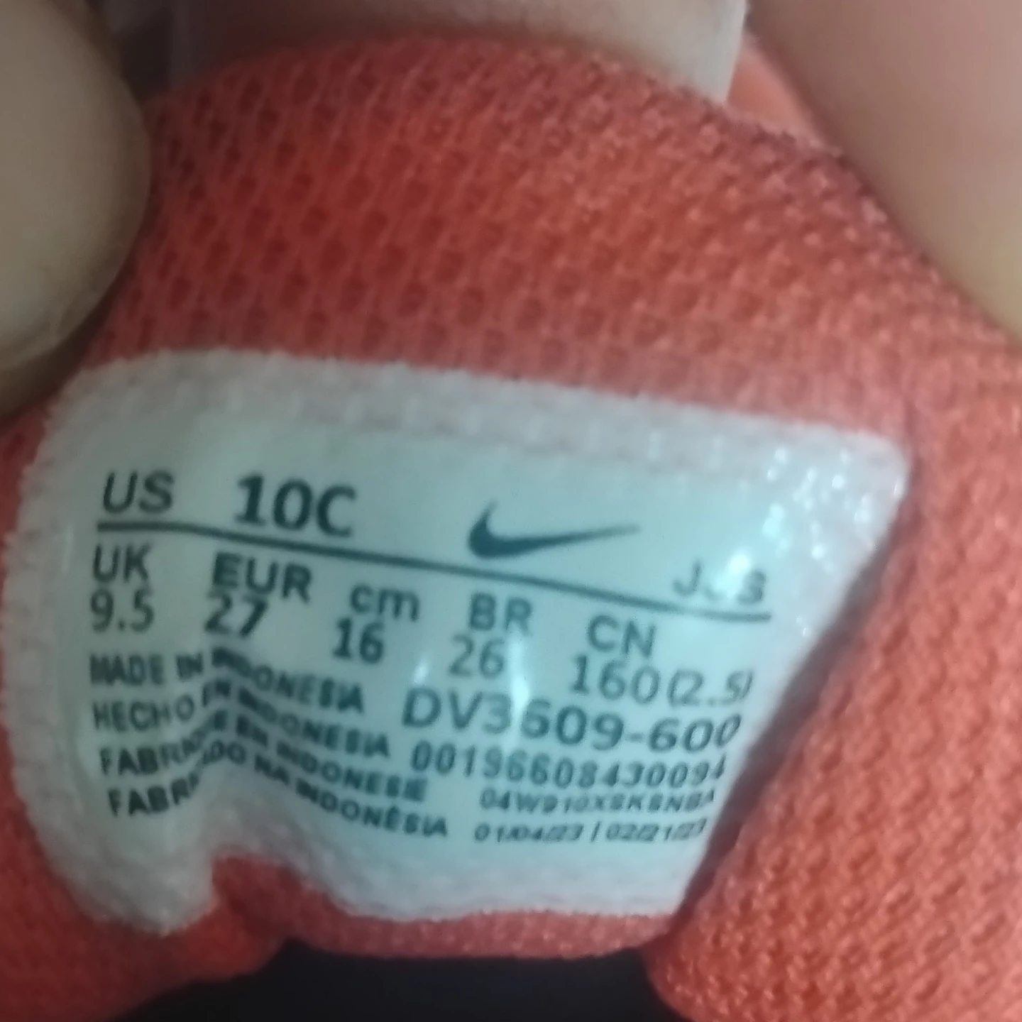 Nike Air Max 90 Shoes - Red/White - Size 10C - photo 3