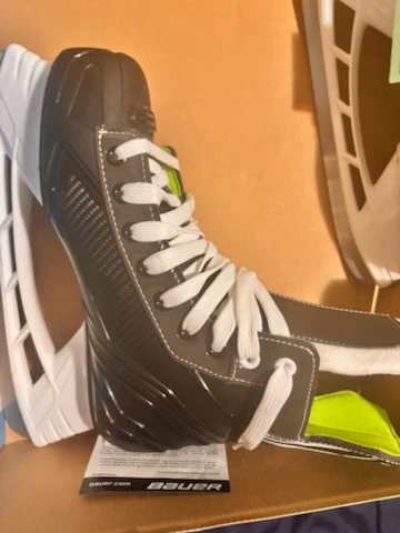 Bauer Hockey Skates - photo 4