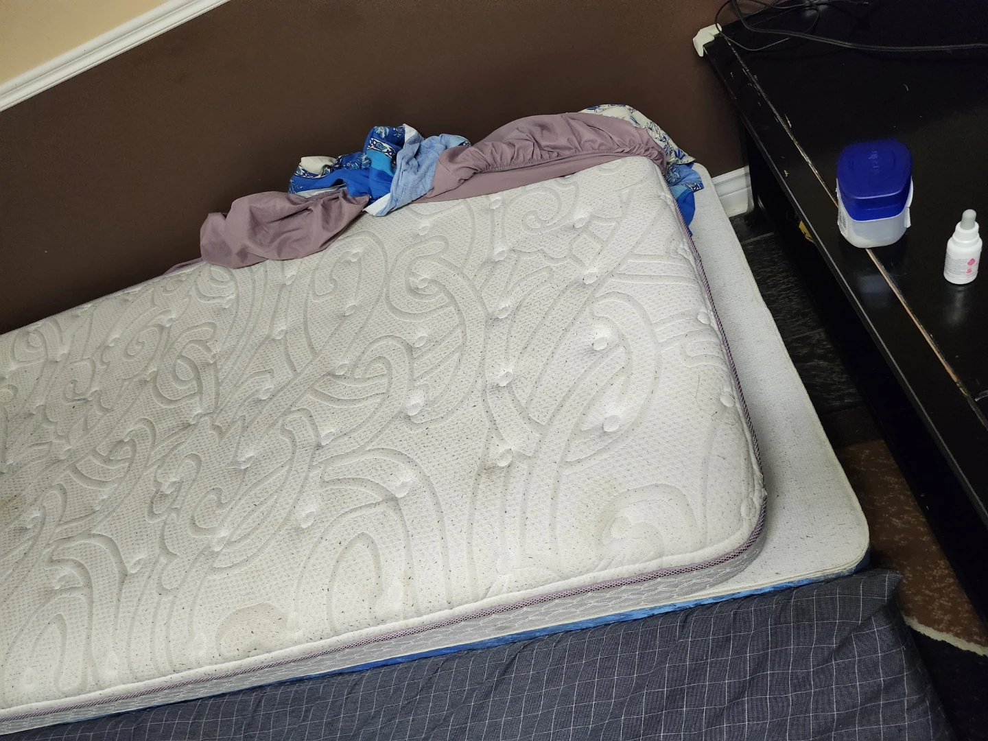 Used Mattress - photo 2
