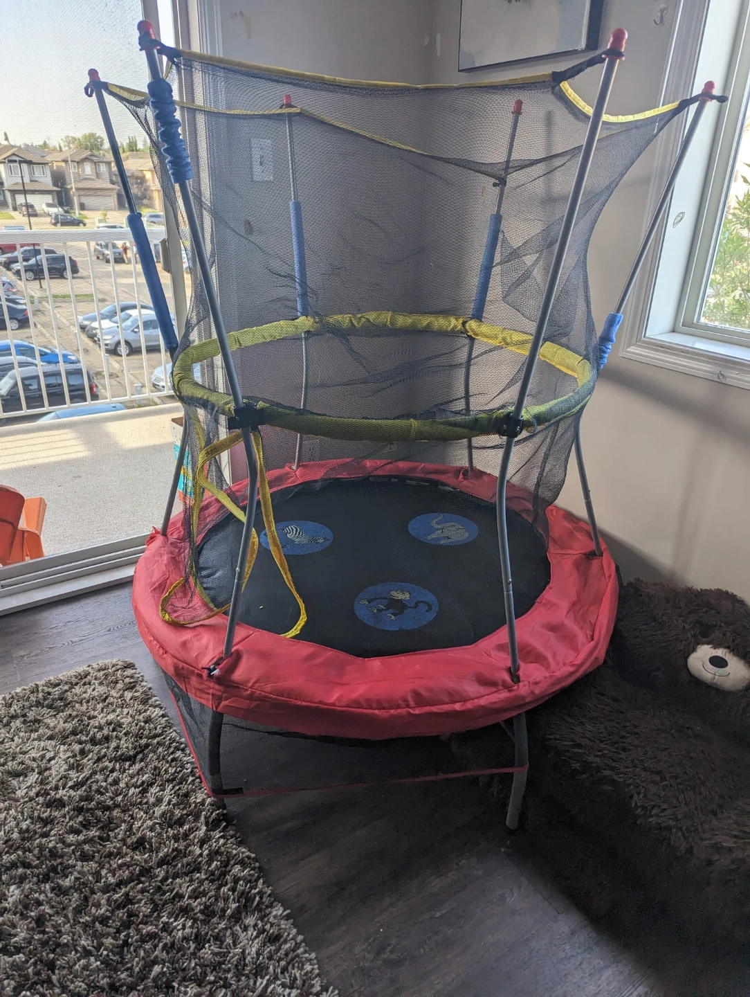 Kids Trampoline with Safety Net