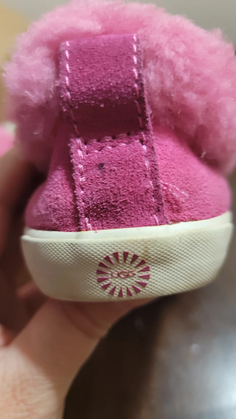 Pink UGG Australia Girls Size 10 Suede and Sheepskin Slippers