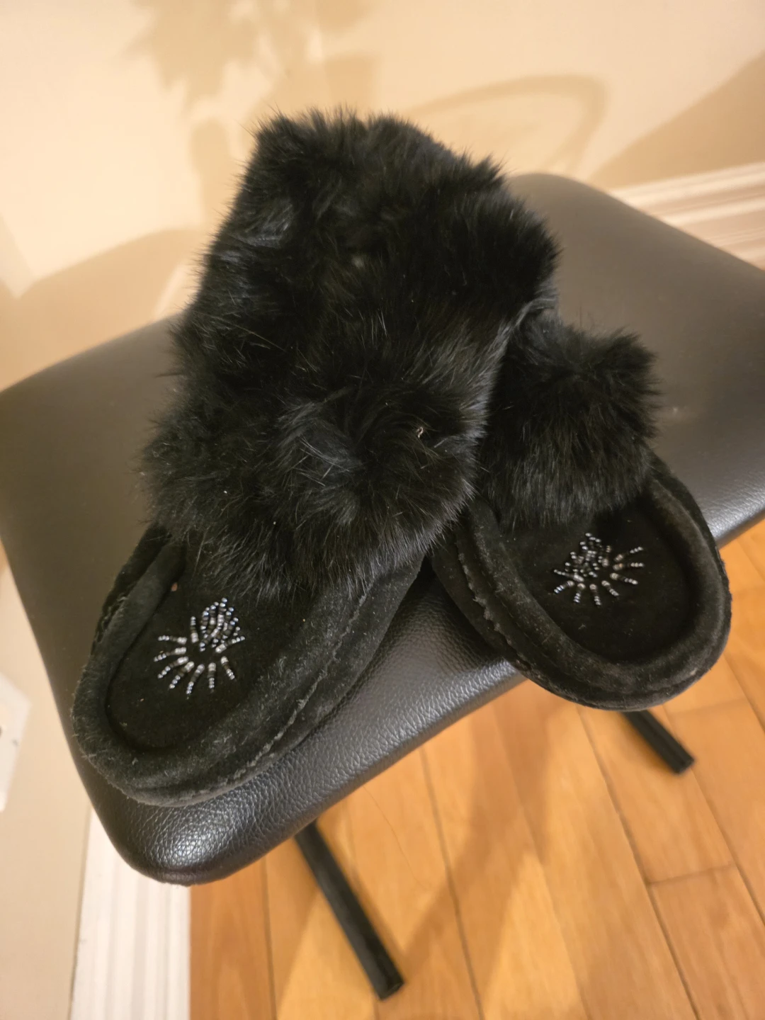 Black Moccasin Slippers with Fur Trim 7.5