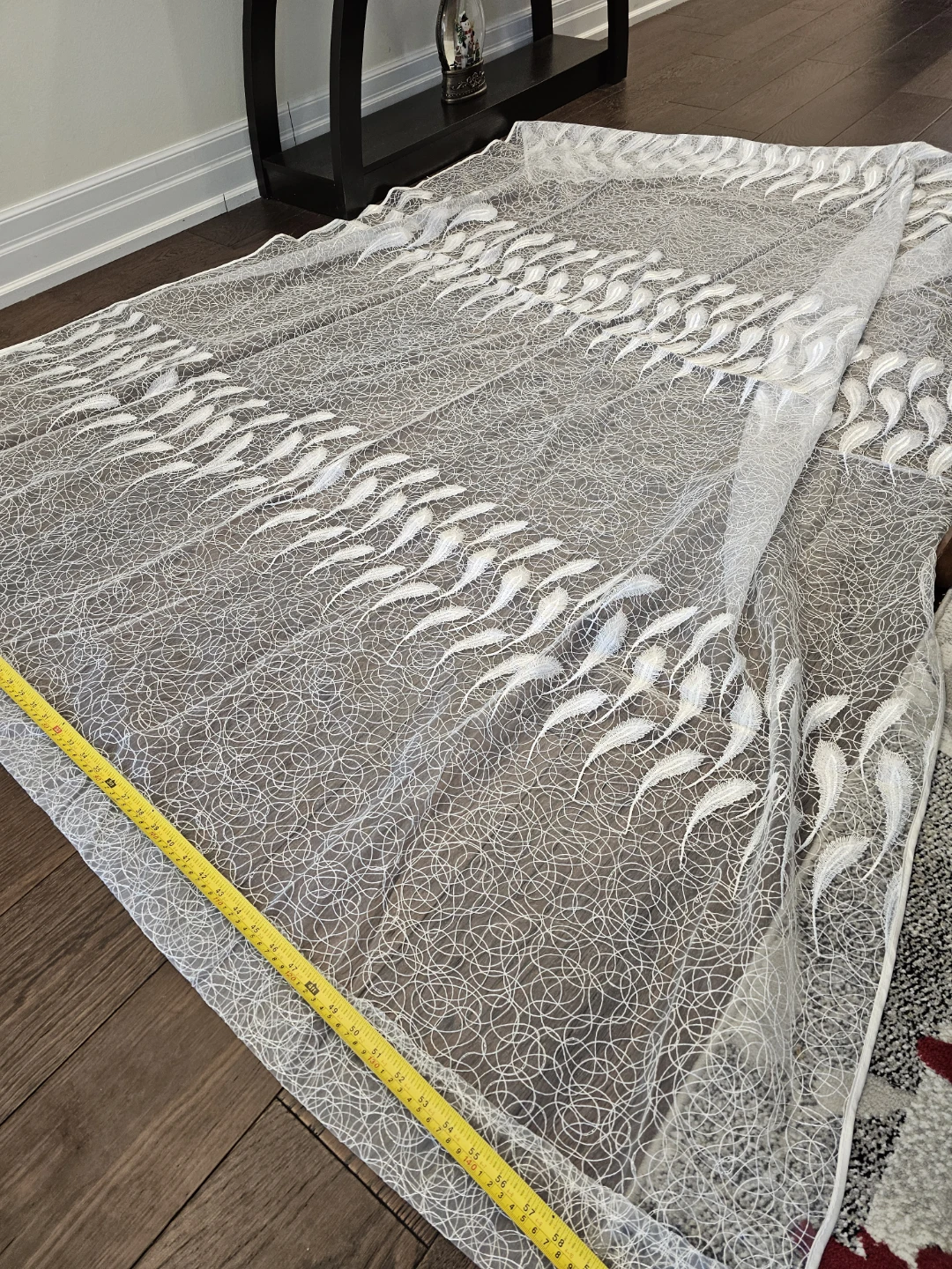 White Lace Curtain Panel with Feather Design - photo 4