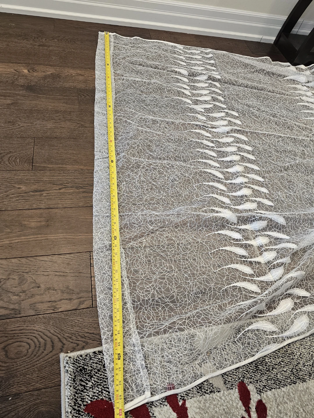 White Lace Curtain Panel with Feather Design - photo 5