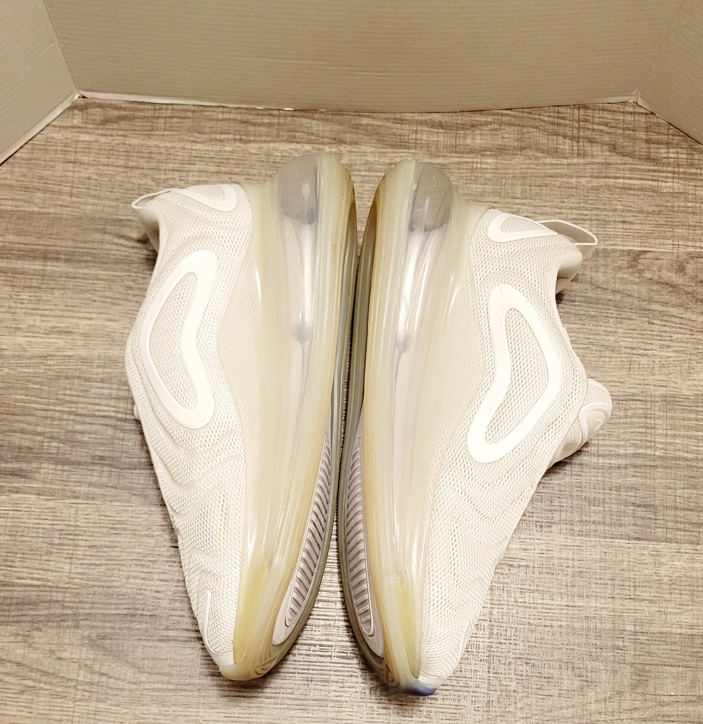 Free size 7 sneaker - photo 2