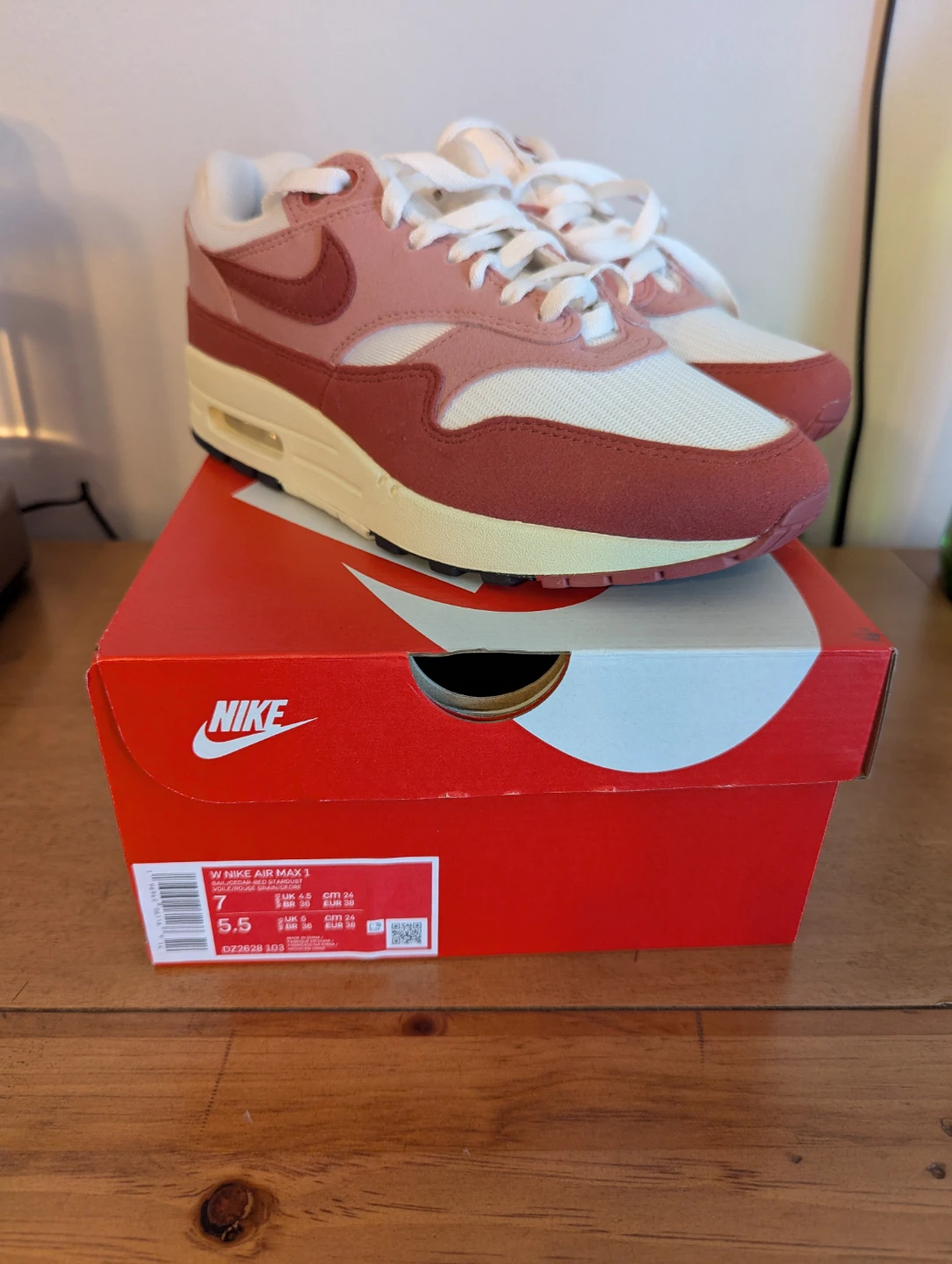 Nike Air Max 1 Red Stardust size 7