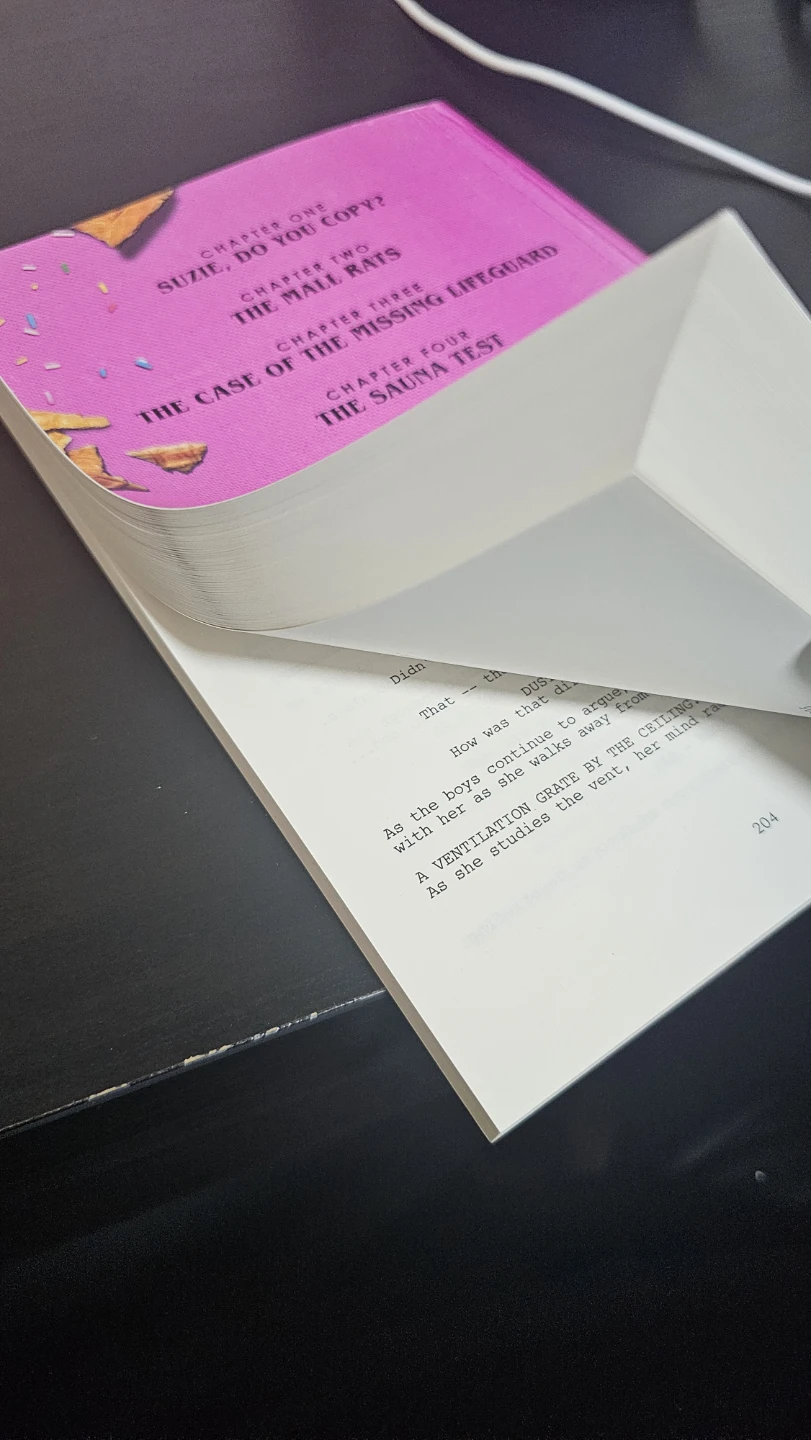 Stranger Things: The Complete Scripts Season 3 - photo 3