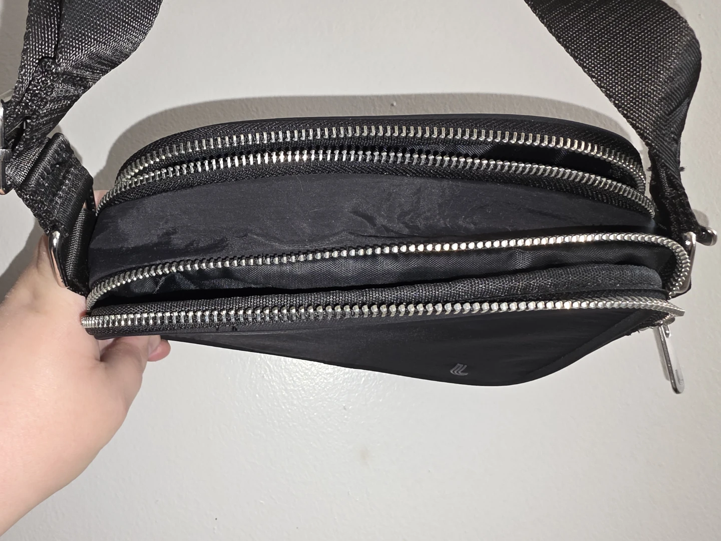 LOLË  CROSSBODY Bag - Black - photo 3