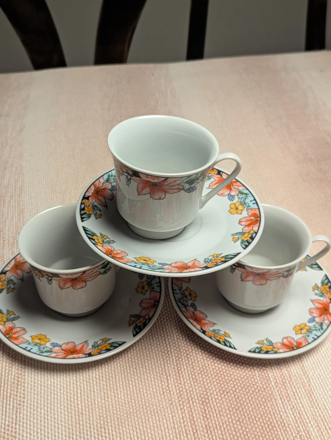 Set of 3 Floral Teacups and Saucers