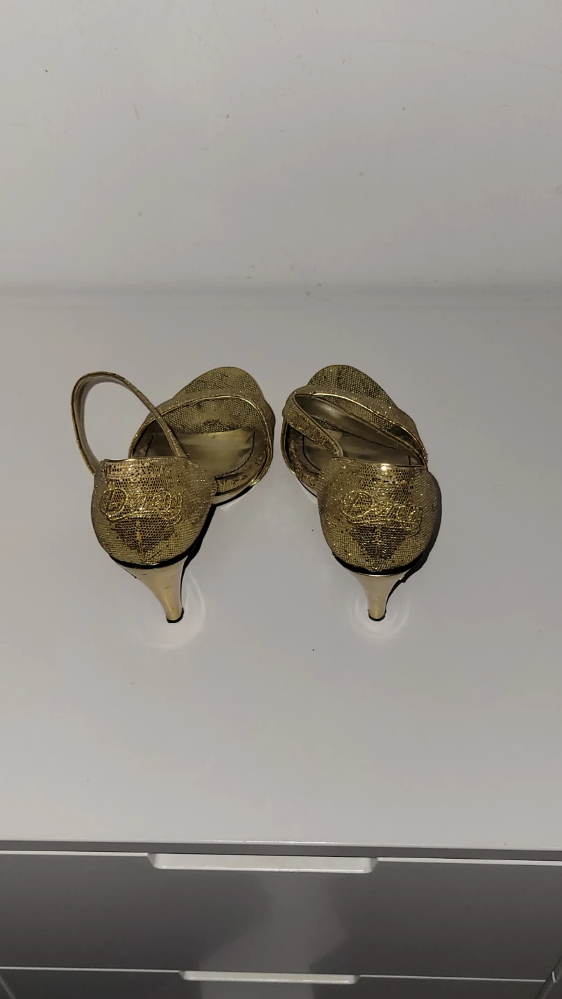 House of Deréon Gold heels - size 10 - photo 3