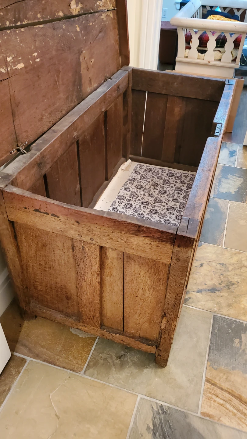 Antique Wooden Chest - photo 3