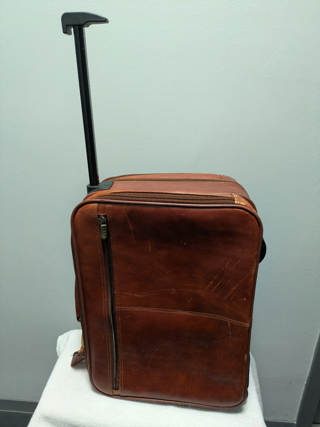 Condotti Leather Luggage Briefcase - photo 4